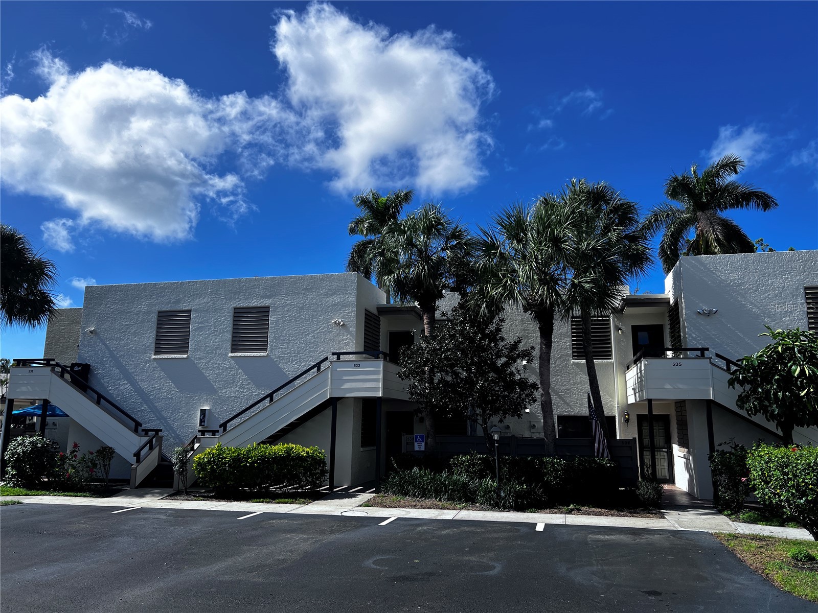533 Lakeside Drive #533 Bradenton FL 34210 A4685270 image1