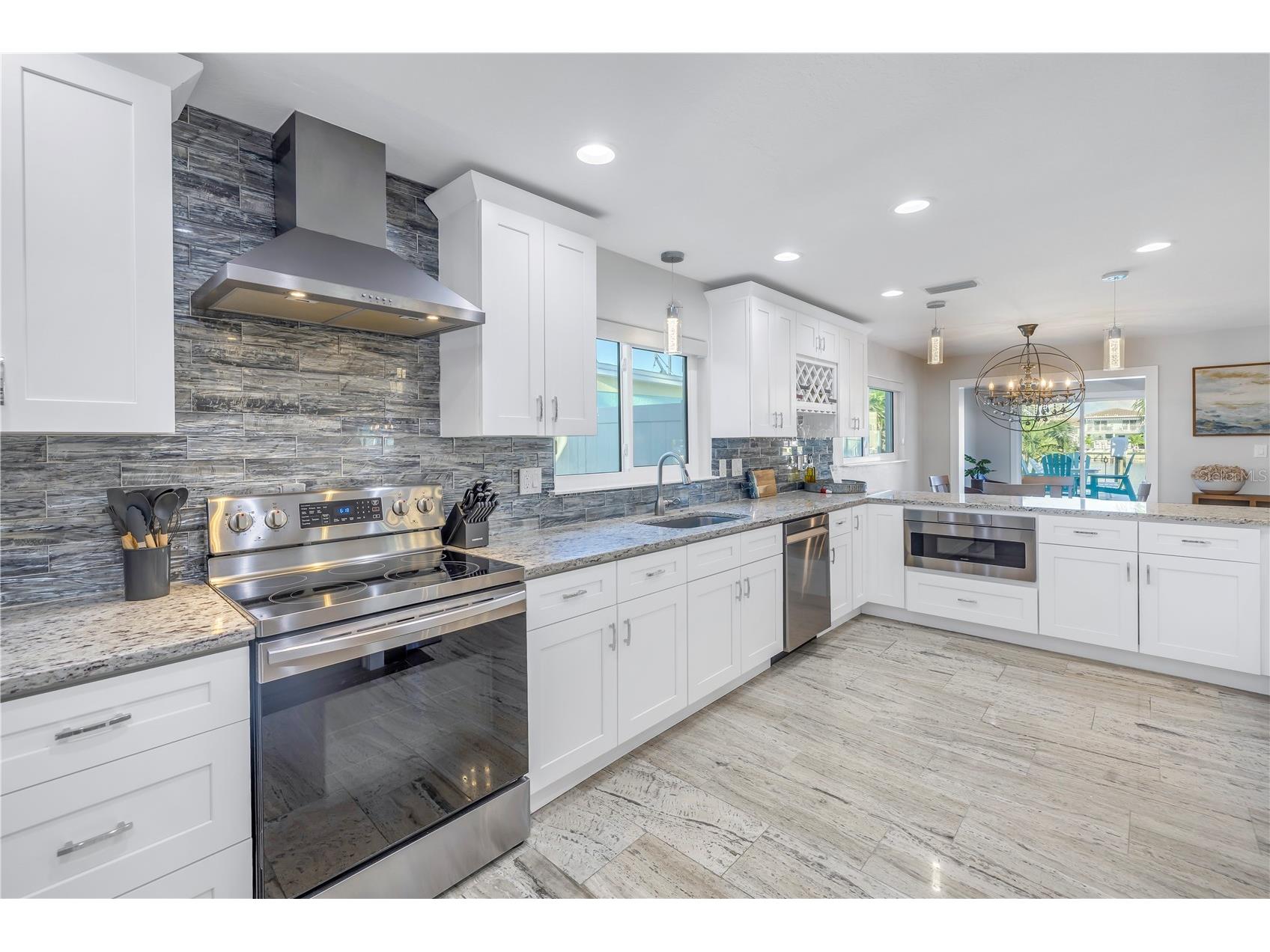 533 Lillian Drive Madeira Beach FL 33708 TB8374953 image19