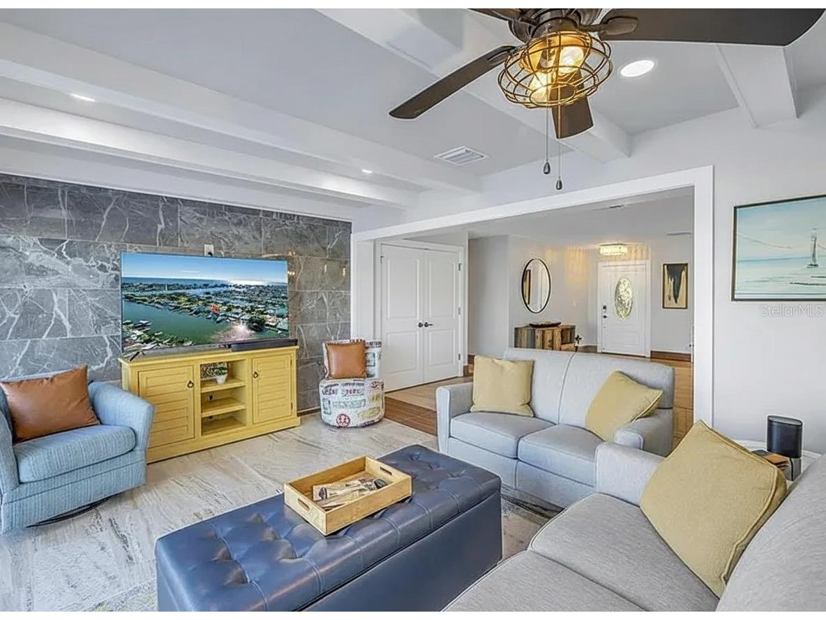 533 Lillian Drive Madeira Beach FL 33708 TB8374953 image32