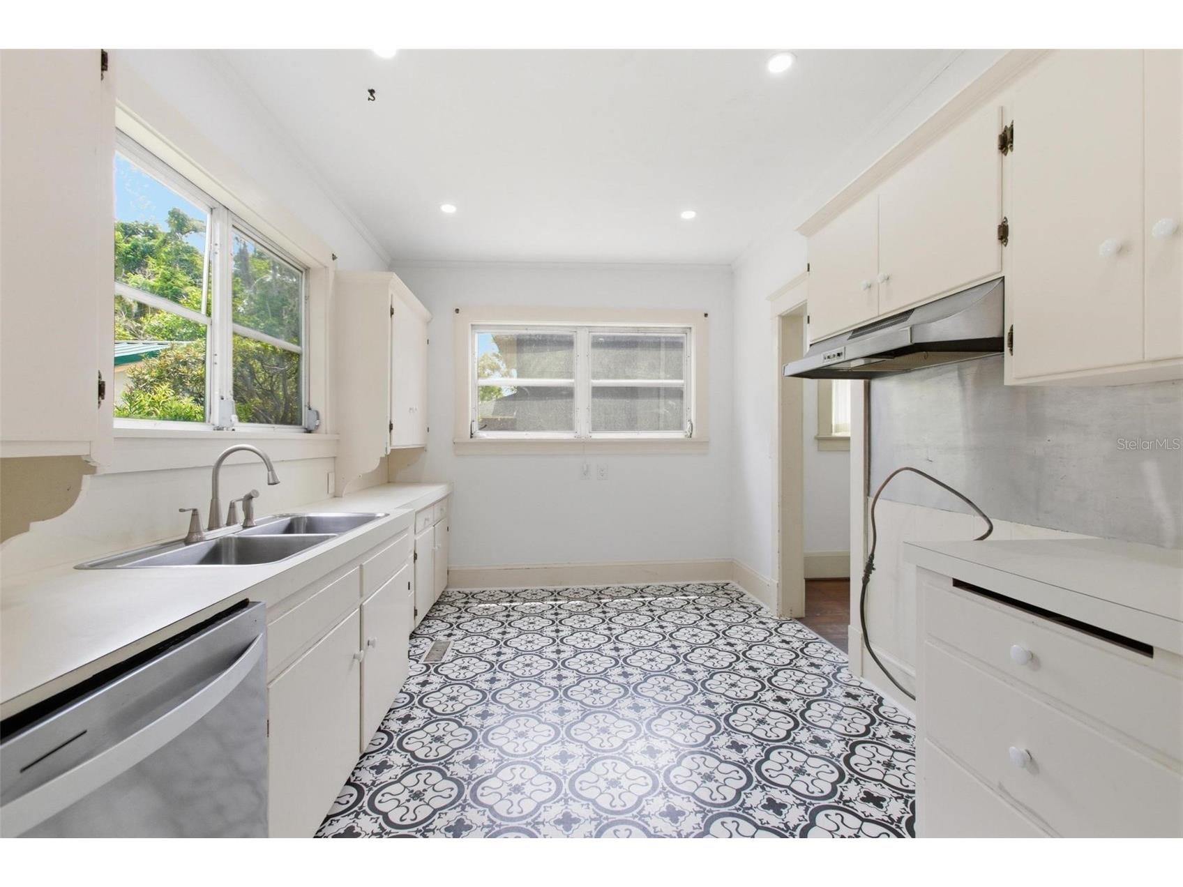 533 N Sans Souci Avenue Deland FL 32720 V4948829 image15