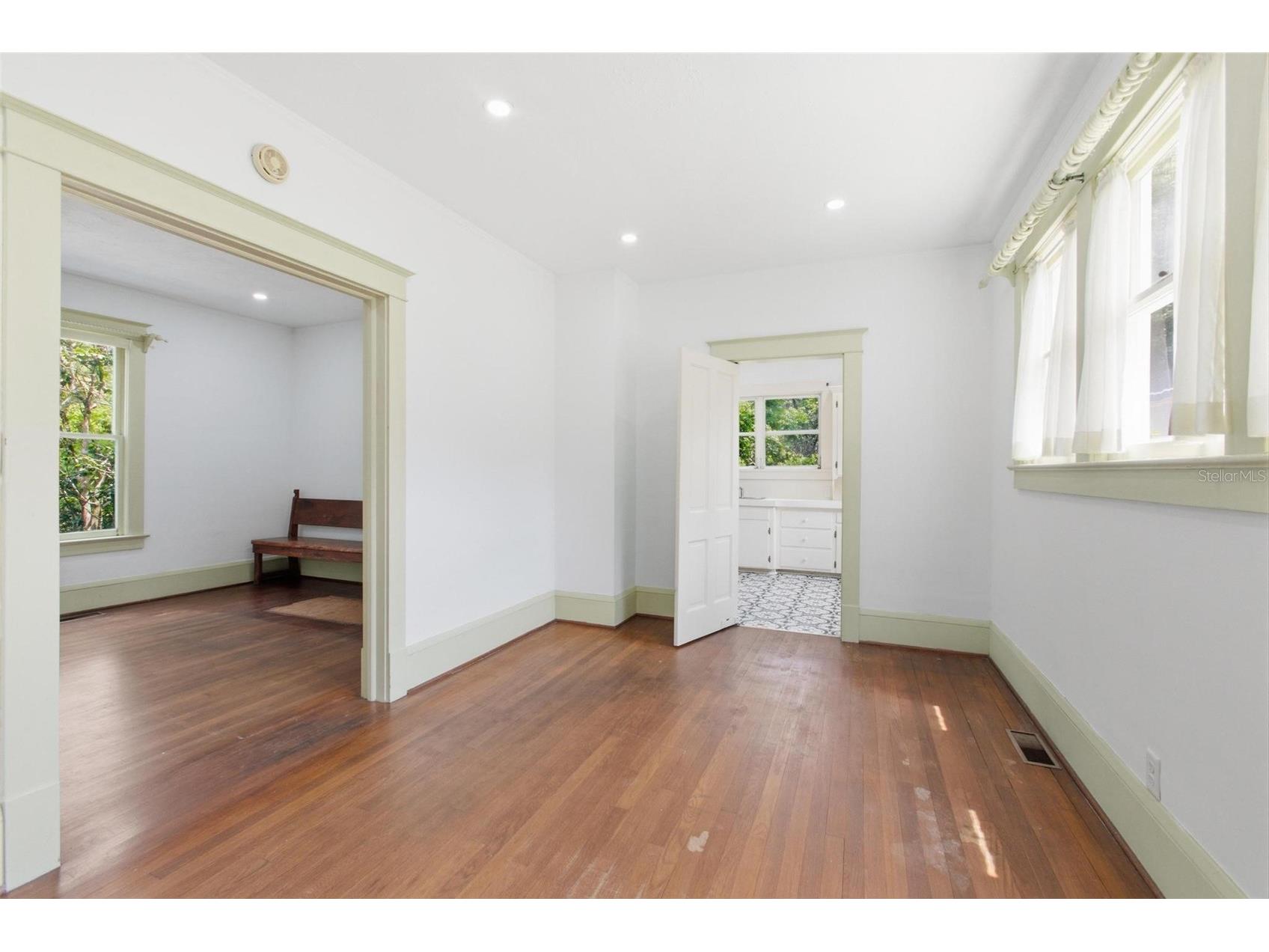 533 N Sans Souci Avenue Deland FL 32720 V4948829 image19