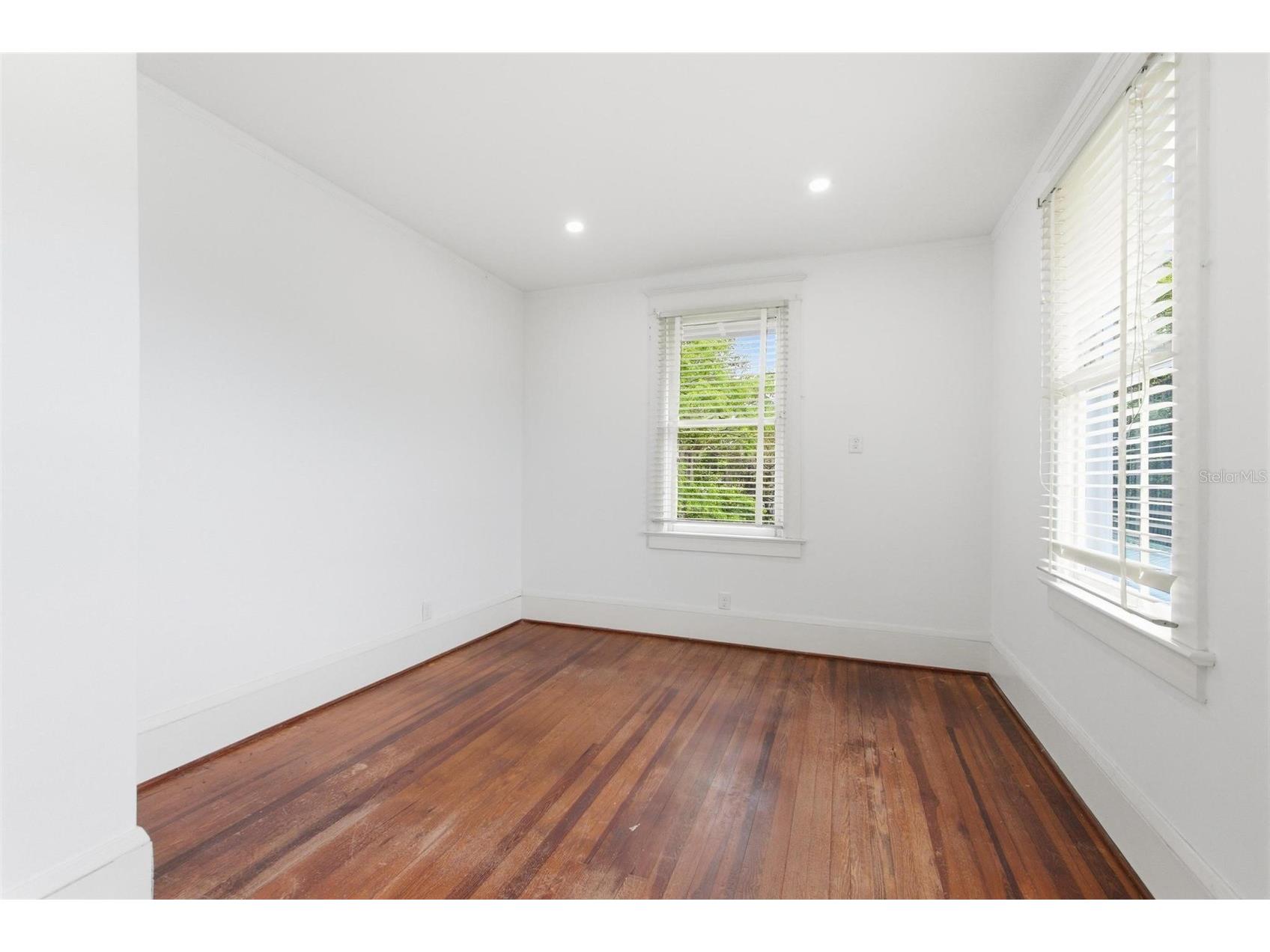 533 N Sans Souci Avenue Deland FL 32720 V4948829 image23