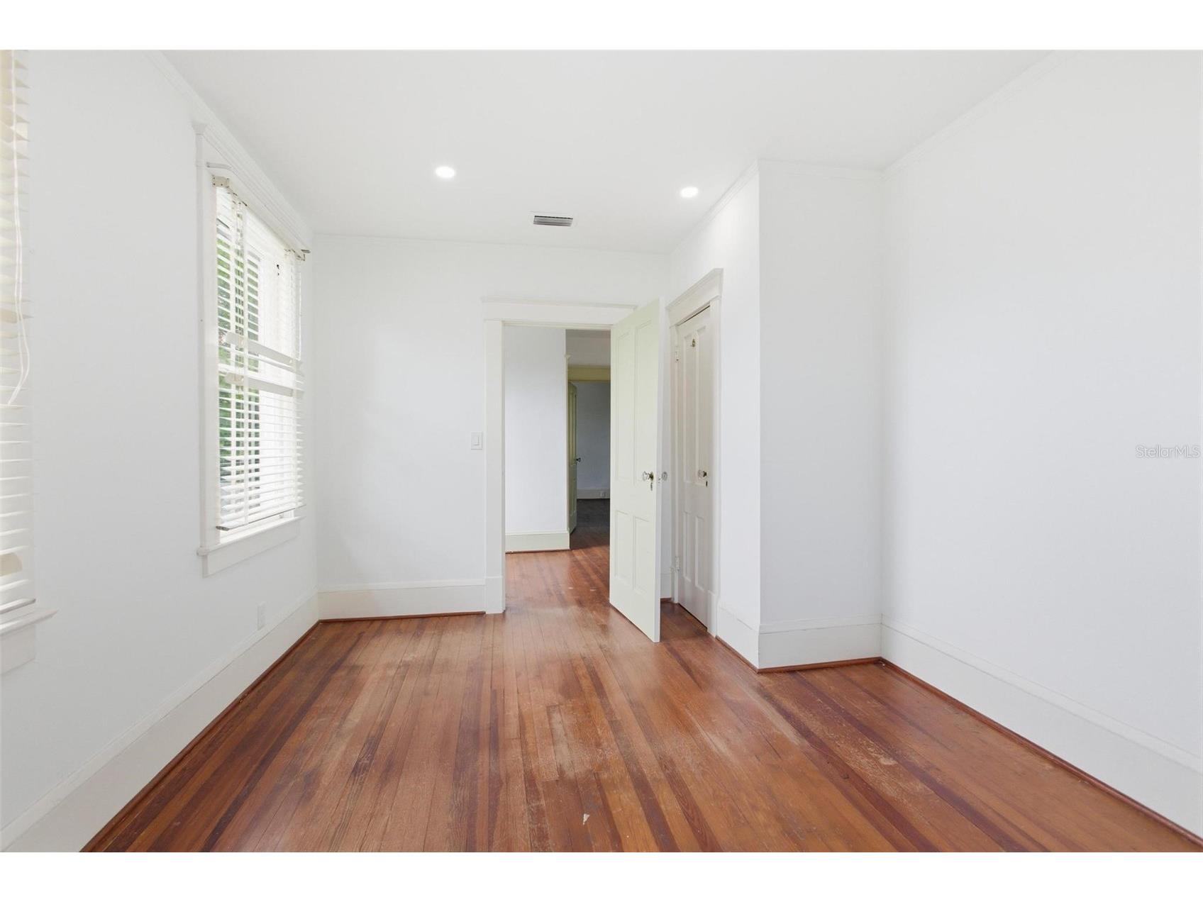 533 N Sans Souci Avenue Deland FL 32720 V4948829 image24