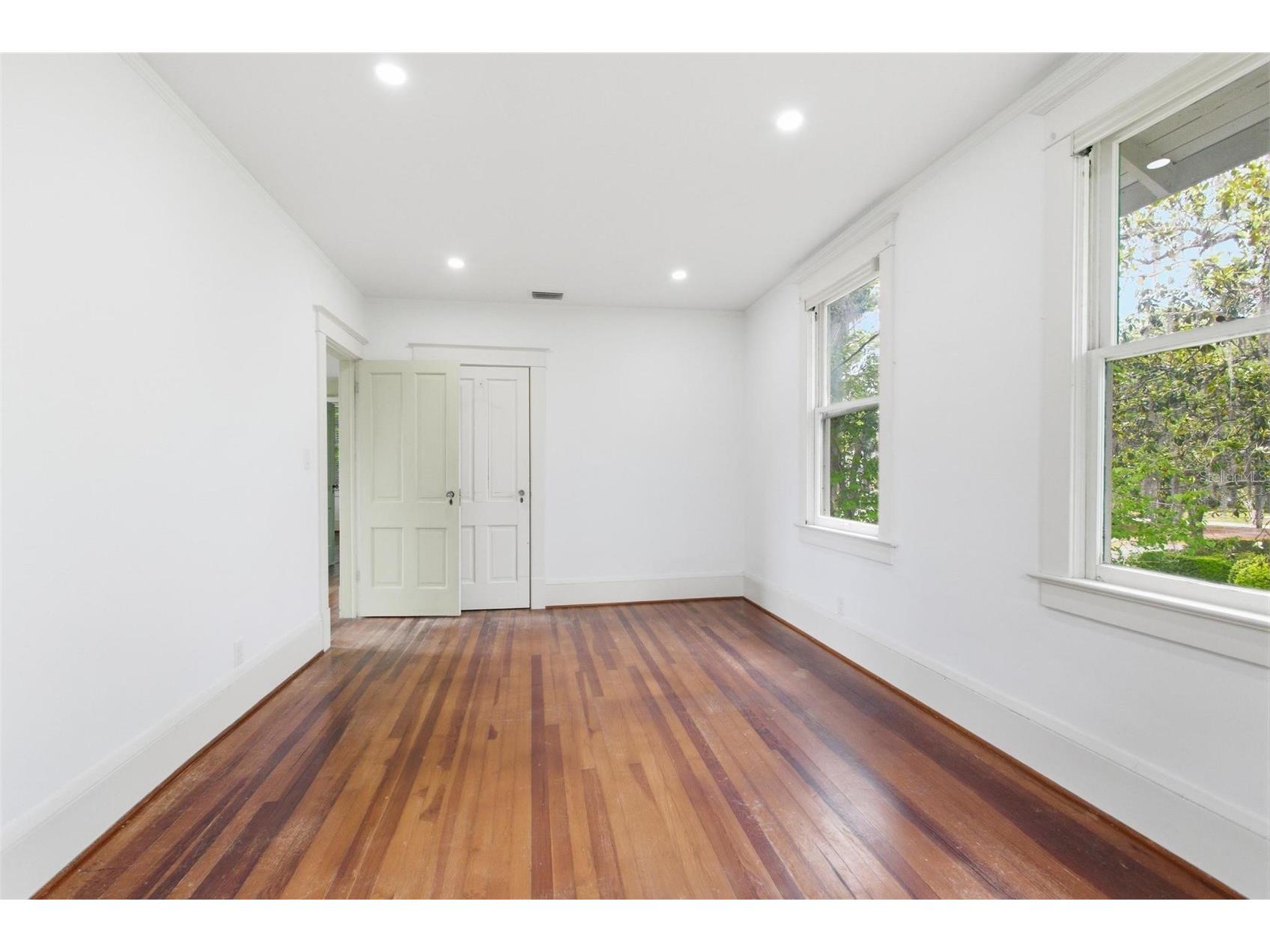 533 N Sans Souci Avenue Deland FL 32720 V4948829 image26