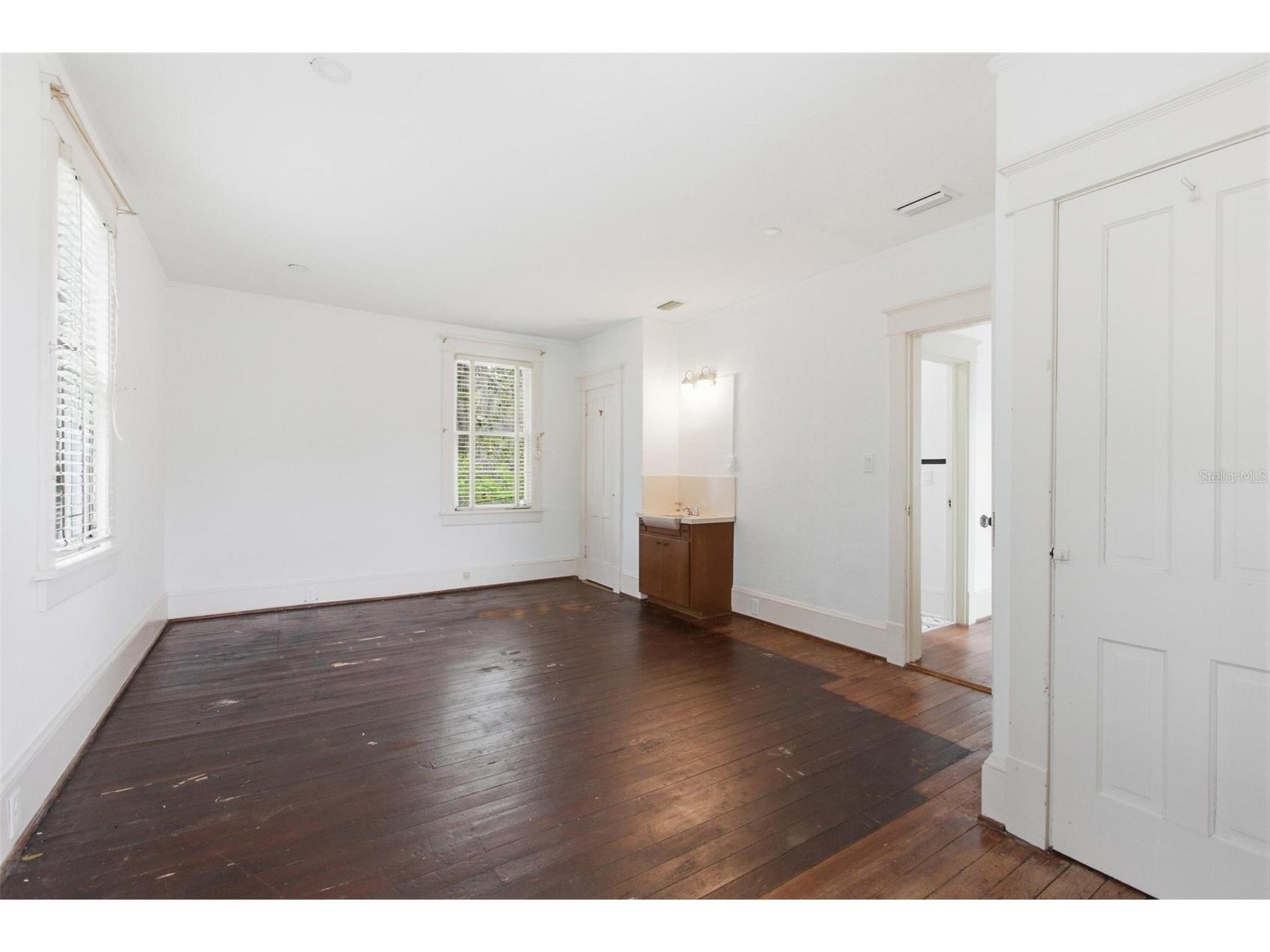533 N Sans Souci Avenue Deland FL 32720 V4948829 image27
