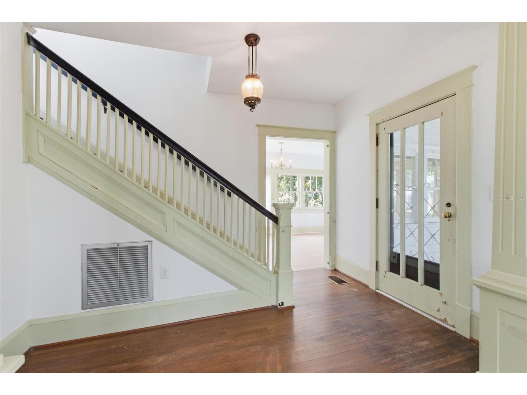 533 N Sans Souci Avenue Deland FL 32720 V4948829 image9