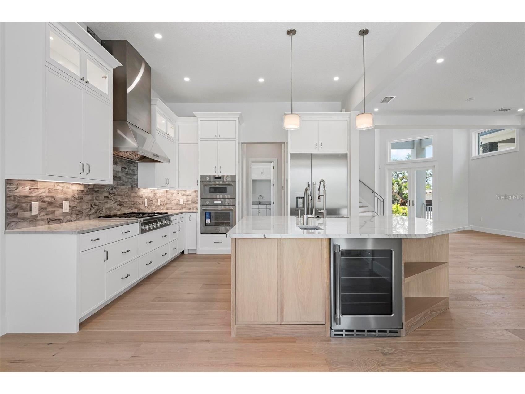533 Venice Lane Sarasota FL 34242 - GRAND CANAL A4676632 image26