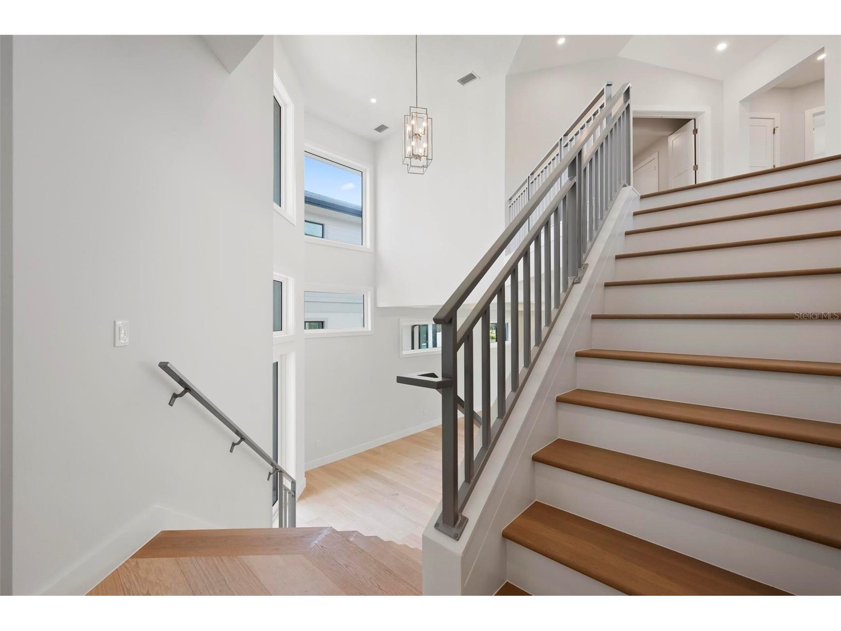 533 Venice Lane Sarasota FL 34242 - GRAND CANAL A4676632 image34