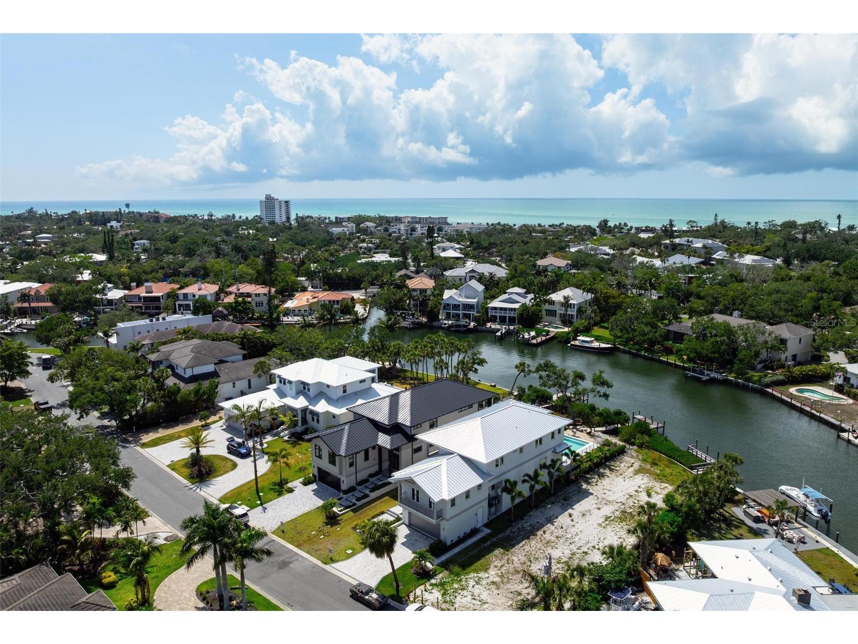 533 Venice Lane Sarasota FL 34242 - GRAND CANAL A4676632 image86