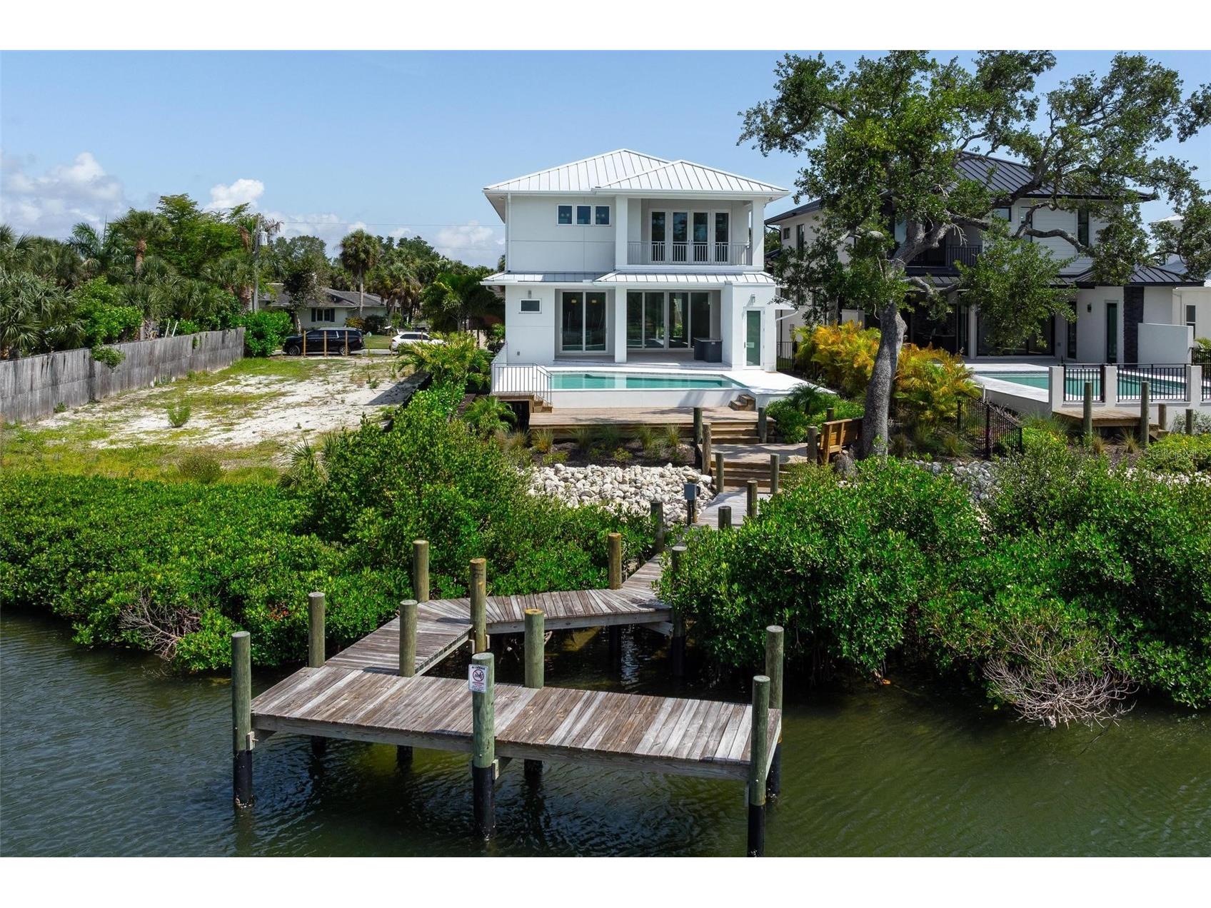 533 Venice Lane Sarasota FL 34242 - GRAND CANAL A4676632 image97