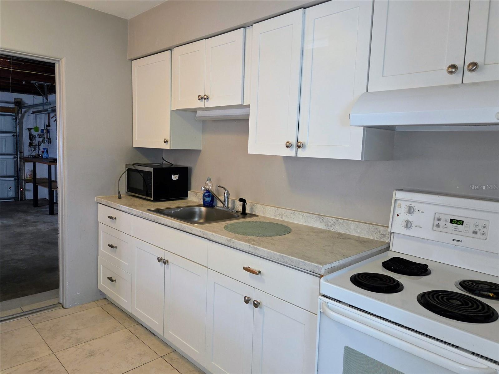 5330 11th Avenue N Saint Petersburg FL 33710 TB8516372 image10