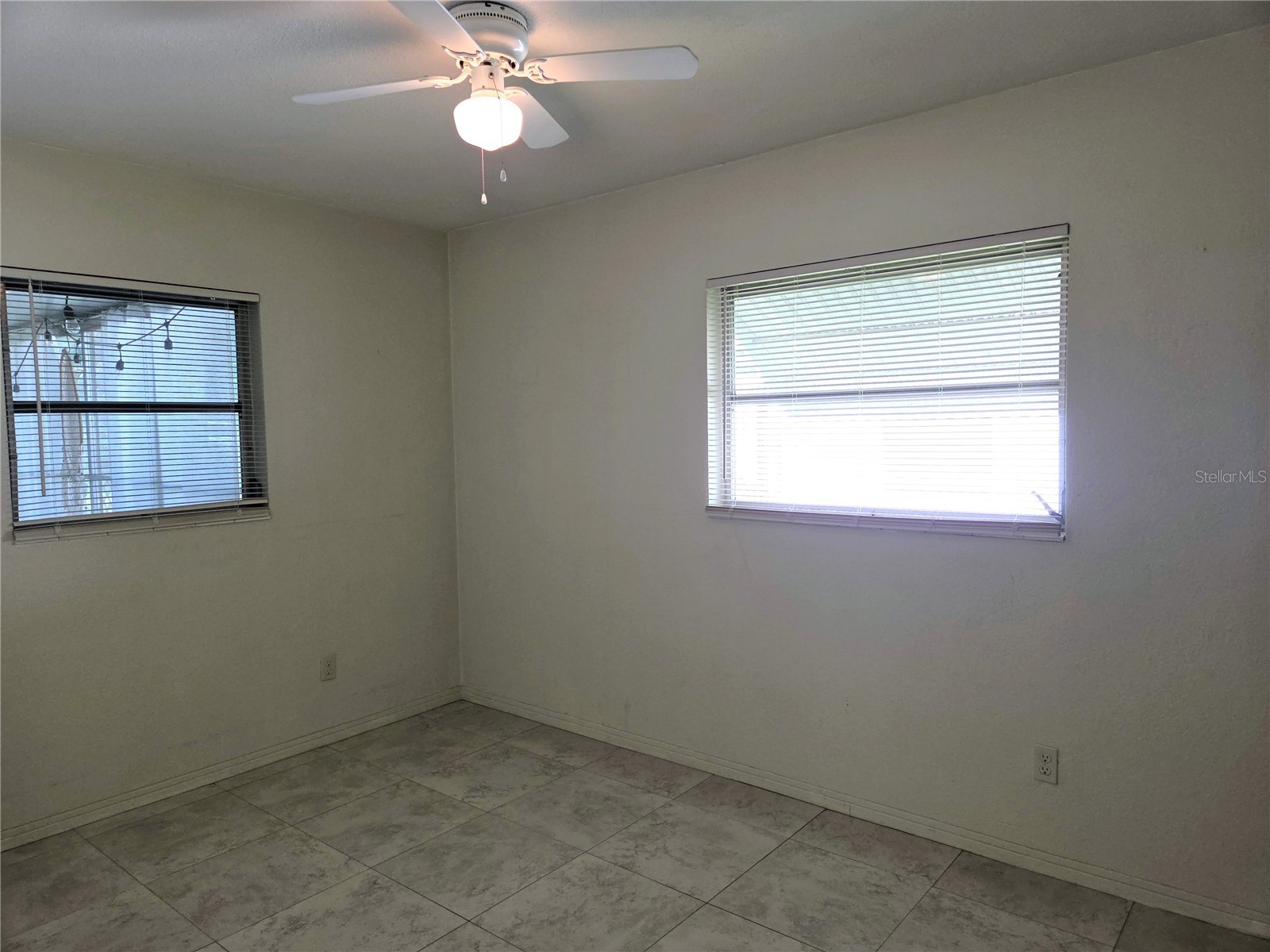 5330 11th Avenue N Saint Petersburg FL 33710 TB8516372 image16