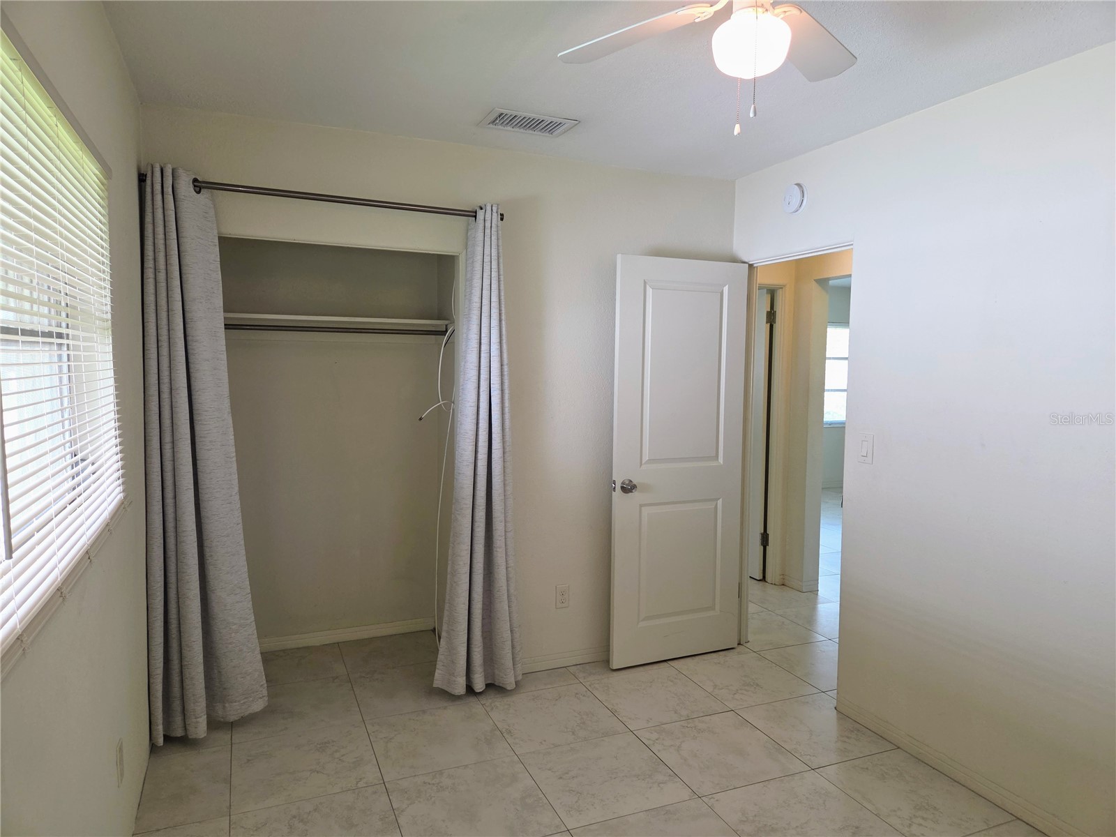 5330 11th Avenue N Saint Petersburg FL 33710 TB8516372 image18