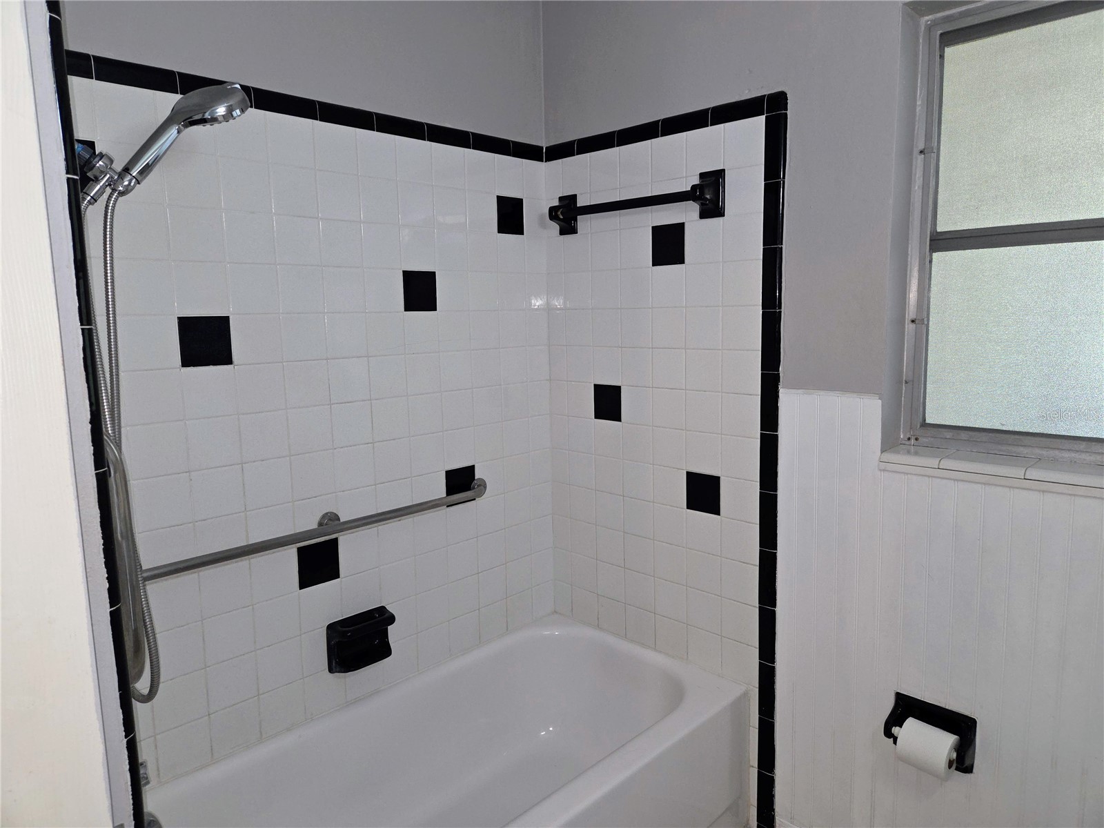 5330 11th Avenue N Saint Petersburg FL 33710 TB8516372 image22