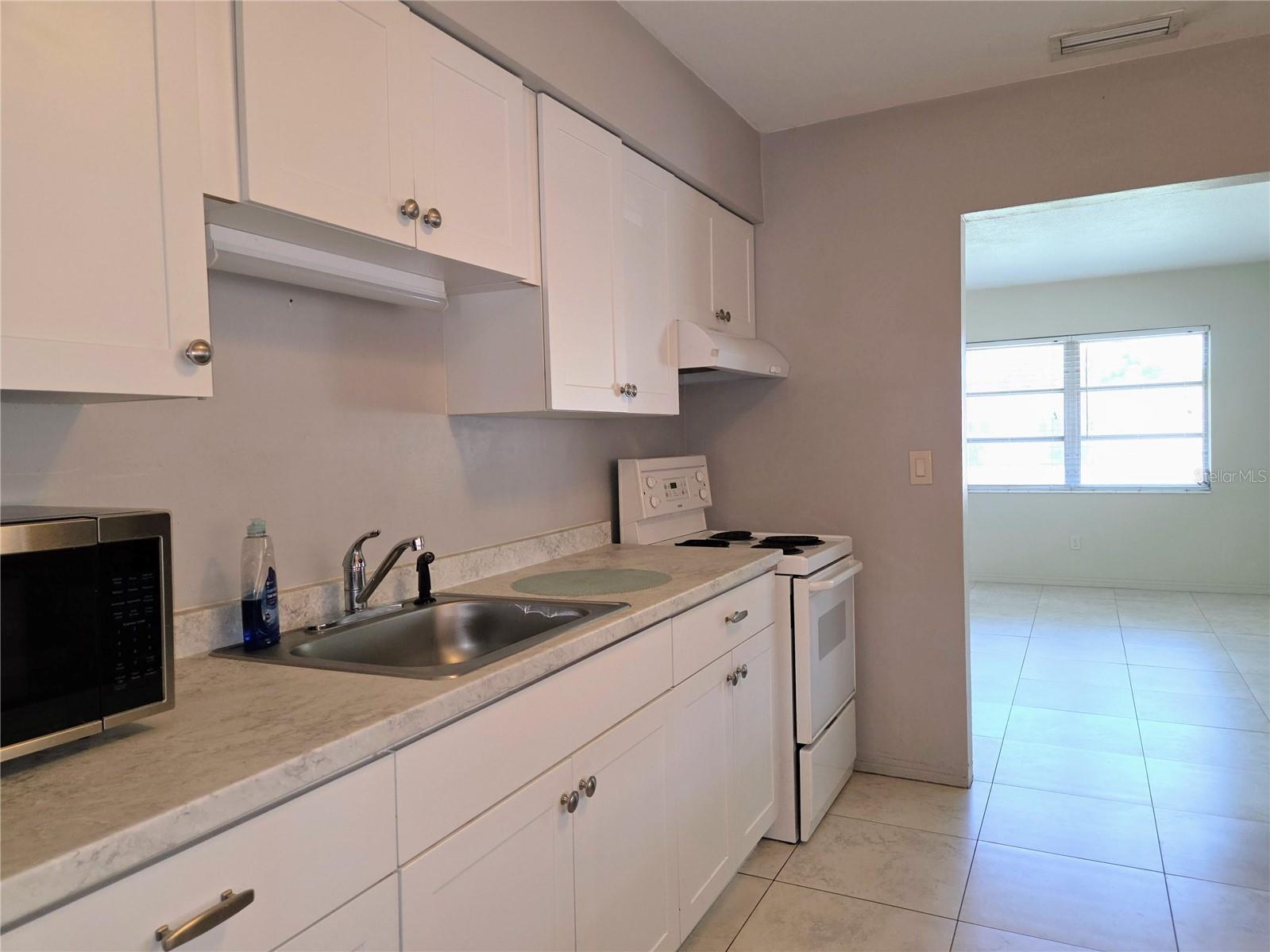 5330 11th Avenue N Saint Petersburg FL 33710 TB8516372 image9