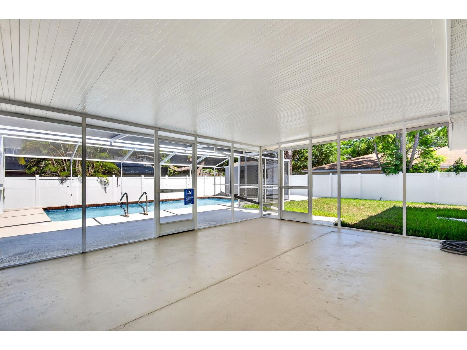 5330 Barbarossa Avenue Sarasota FL 34235 A4693680 image20