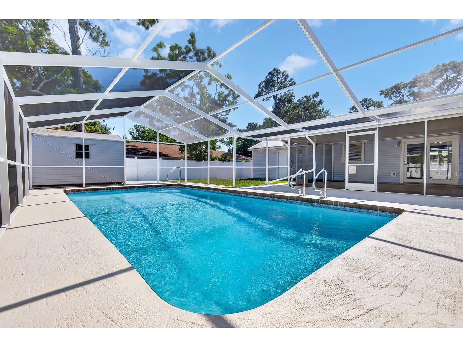 5330 Barbarossa Avenue Sarasota FL 34235 A4693680 image22