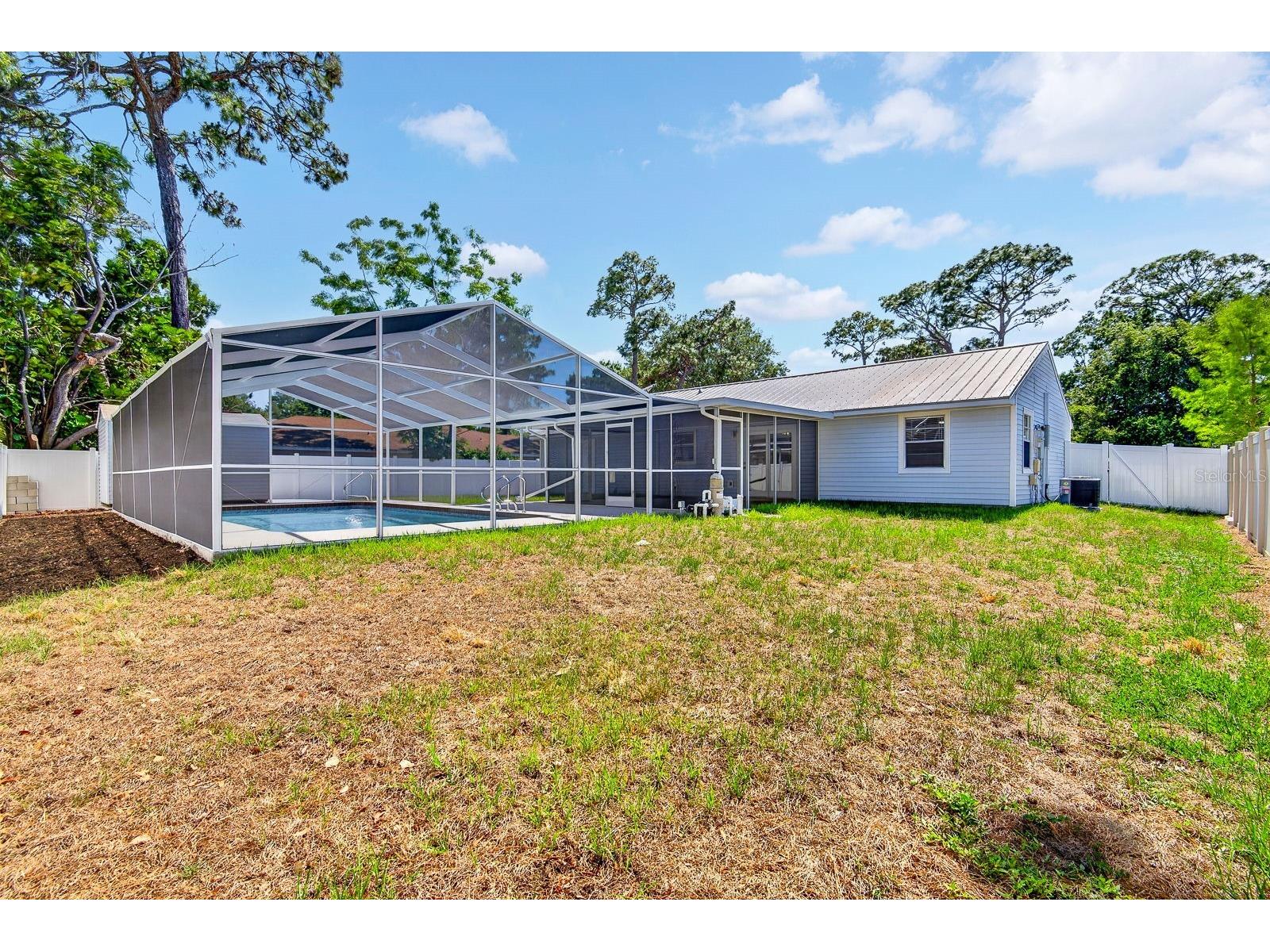 5330 Barbarossa Avenue Sarasota FL 34235 A4693680 image28