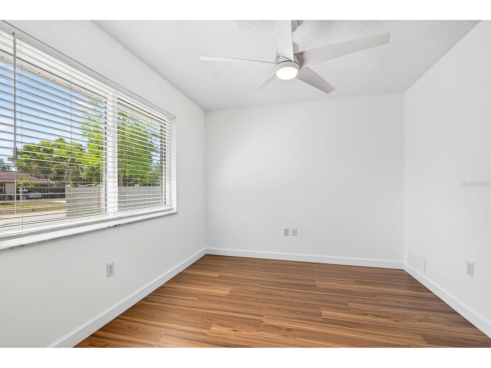 5330 Barbarossa Avenue Sarasota FL 34235 A4693680 image29