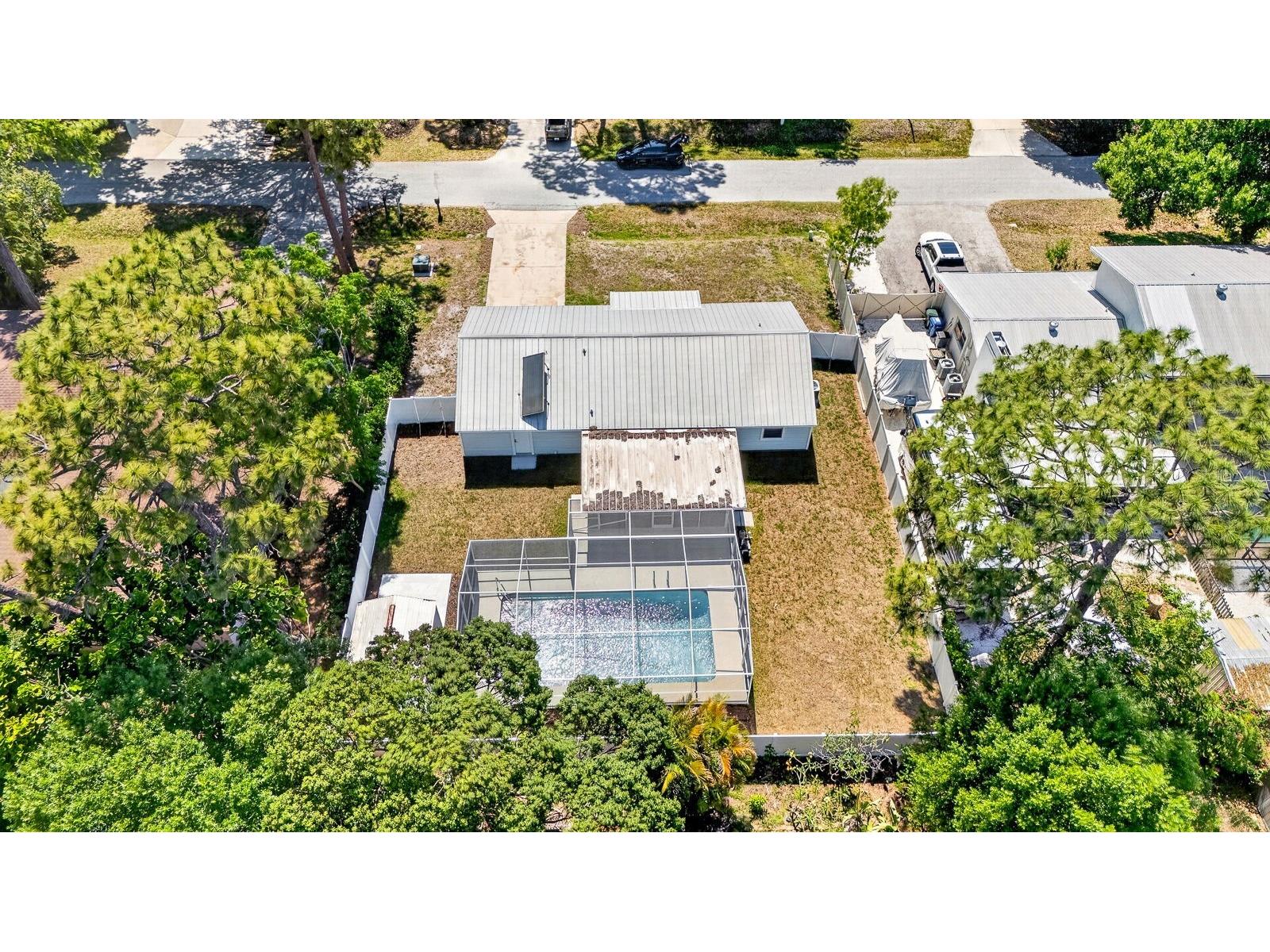 5330 Barbarossa Avenue Sarasota FL 34235 A4693680 image6
