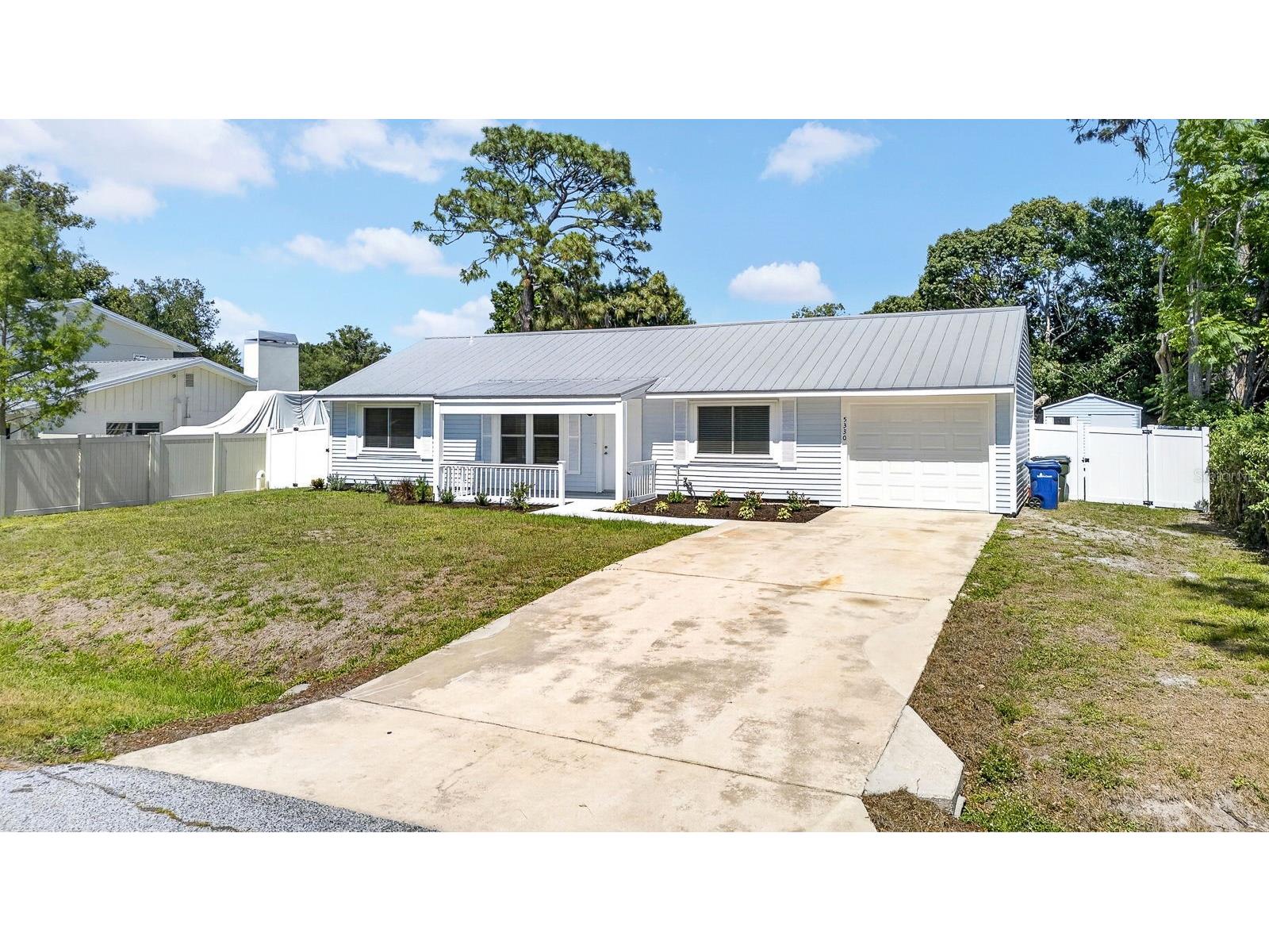 5330 Barbarossa Avenue Sarasota FL 34235 A4693680 image8