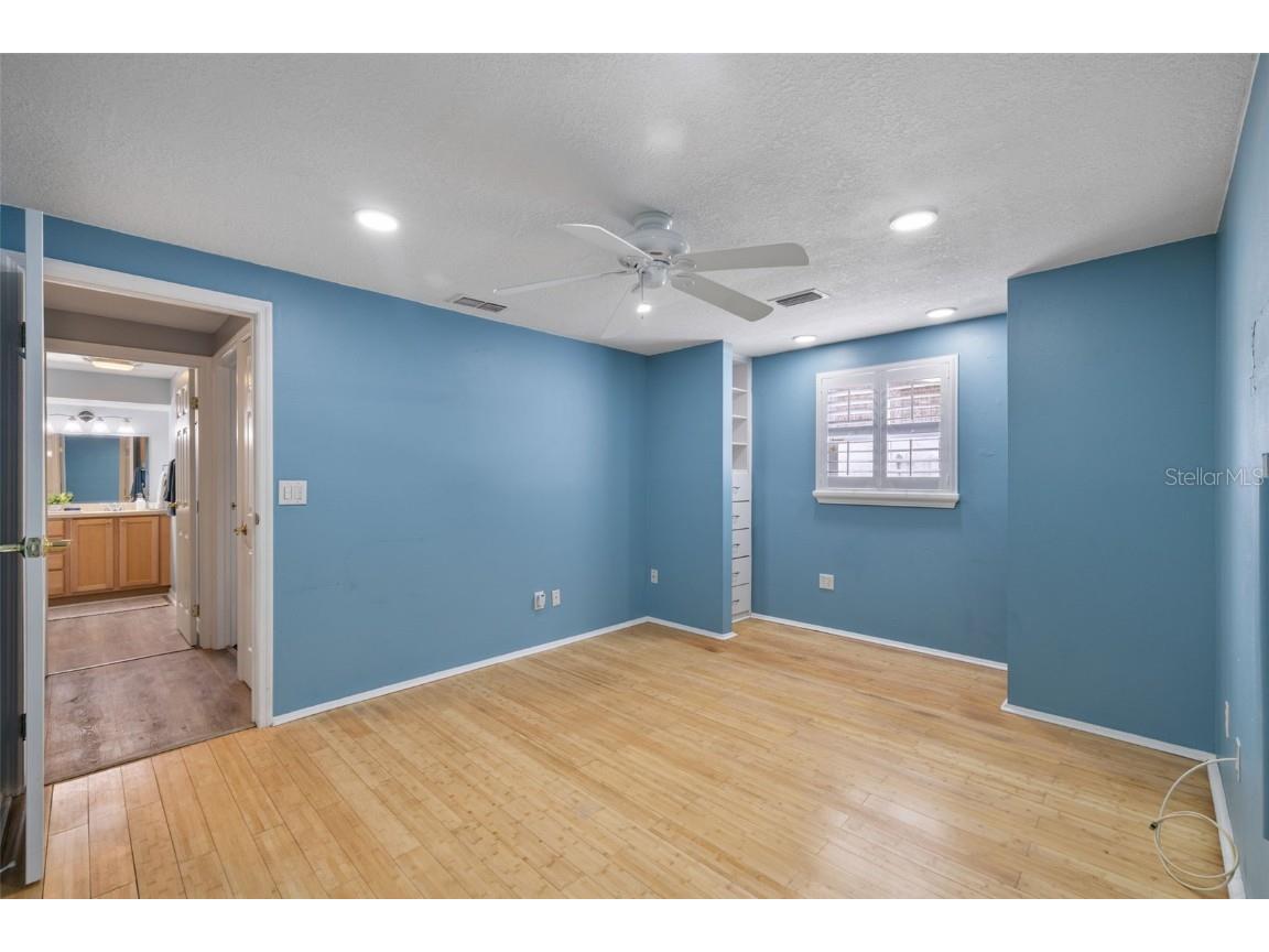 5330 Black Pine Drive Tampa FL 33624 TB8425258 image29