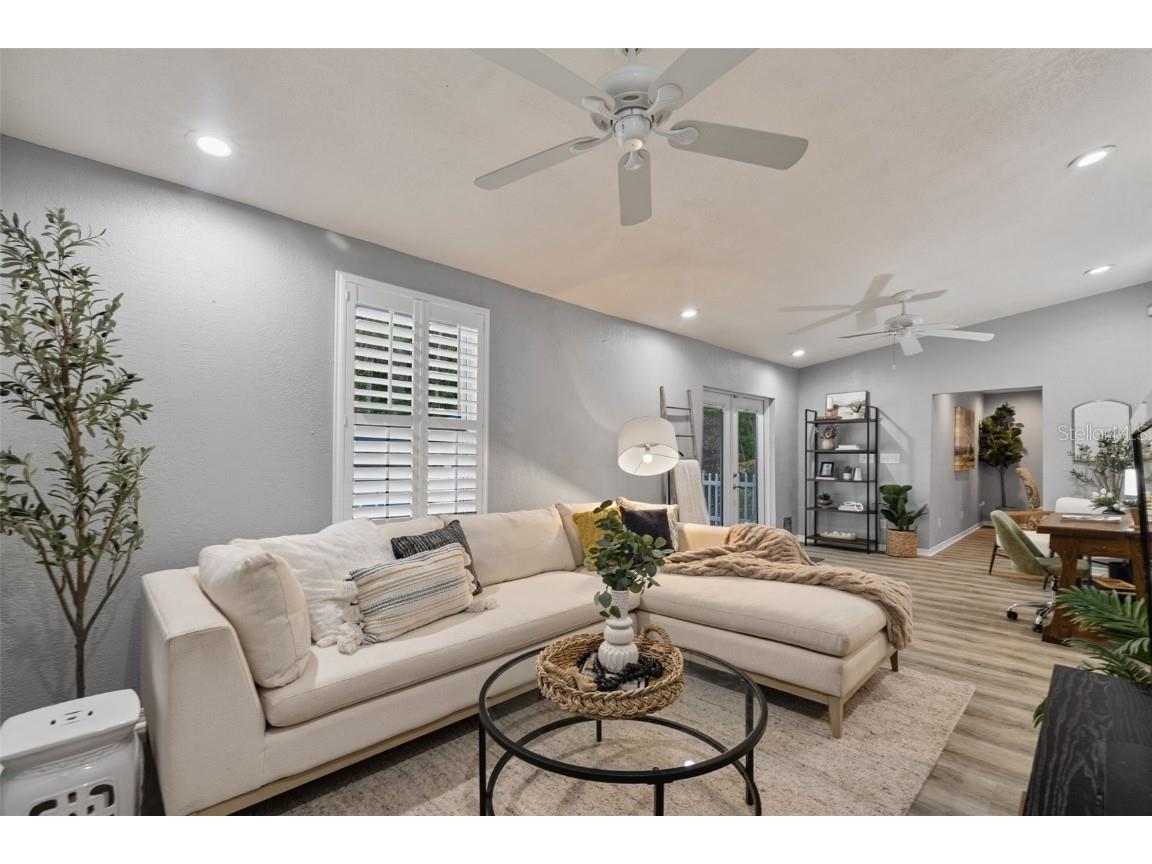 5330 Black Pine Drive Tampa FL 33624 TB8425258 image36