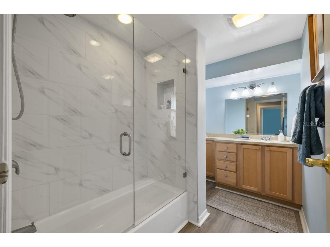 5330 Black Pine Drive Tampa FL 33624 TB8425258 image37