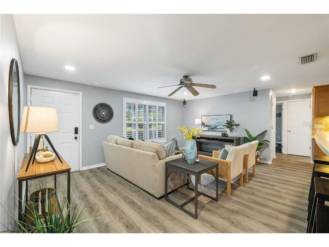 5330 Black Pine Drive Tampa FL 33624 TB8425258 image4