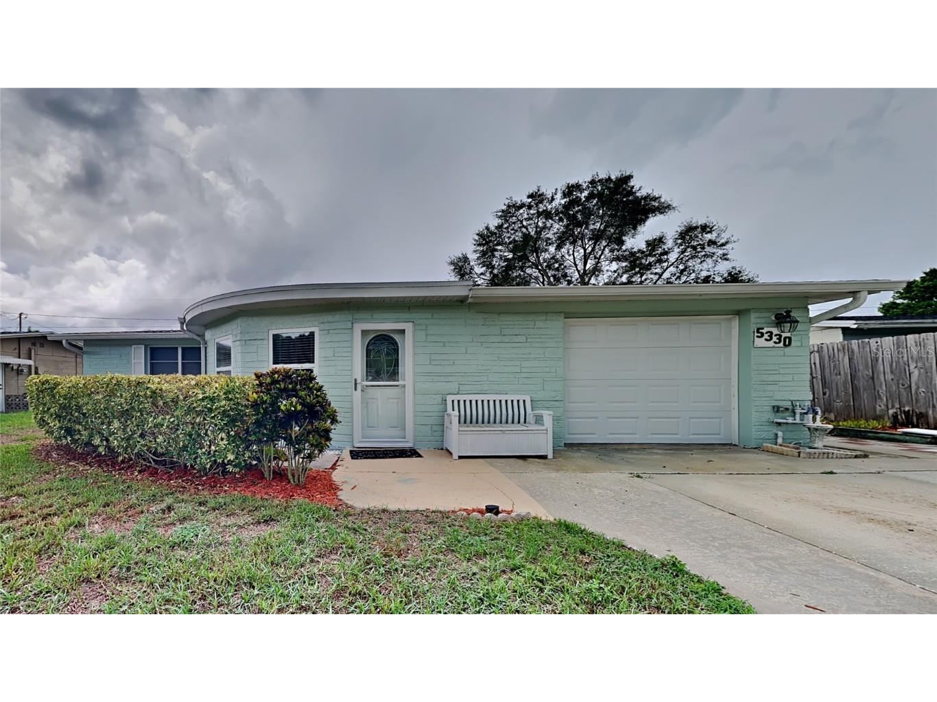 5330 Dawn Lane Holiday FL 34690 T3468088 image1