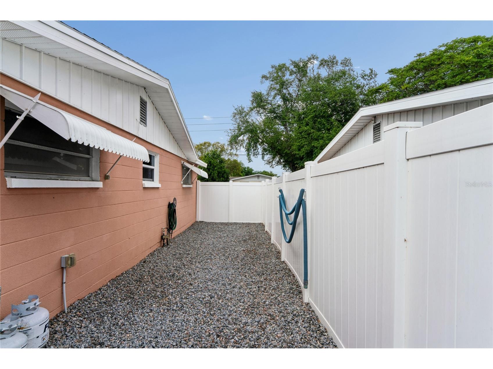 5330 Dove Drive New Port Richey FL 34652 W7885073 image50