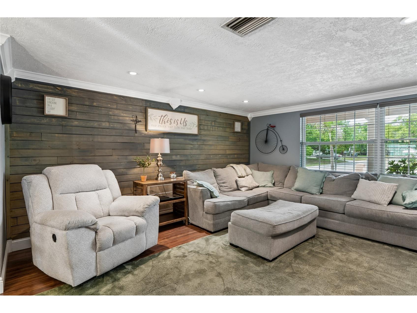 5330 Dove Drive New Port Richey FL 34652 W7885073 image7
