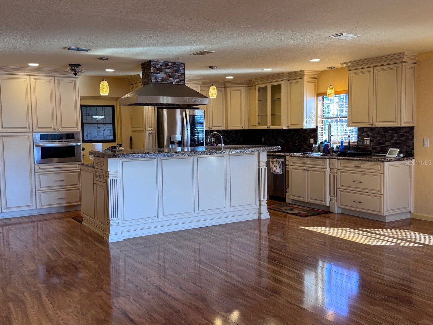5330 Kings Court Fruitland Park FL 34731 G5107032 image9