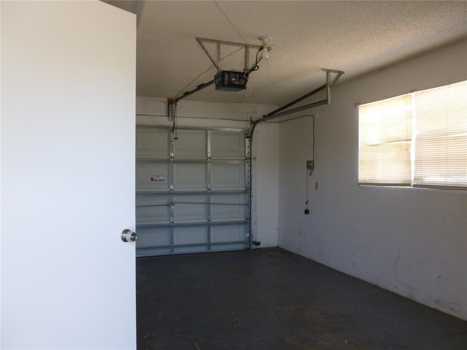 5330 Springwood Road Spring Hill FL 34609 W7887388 image15