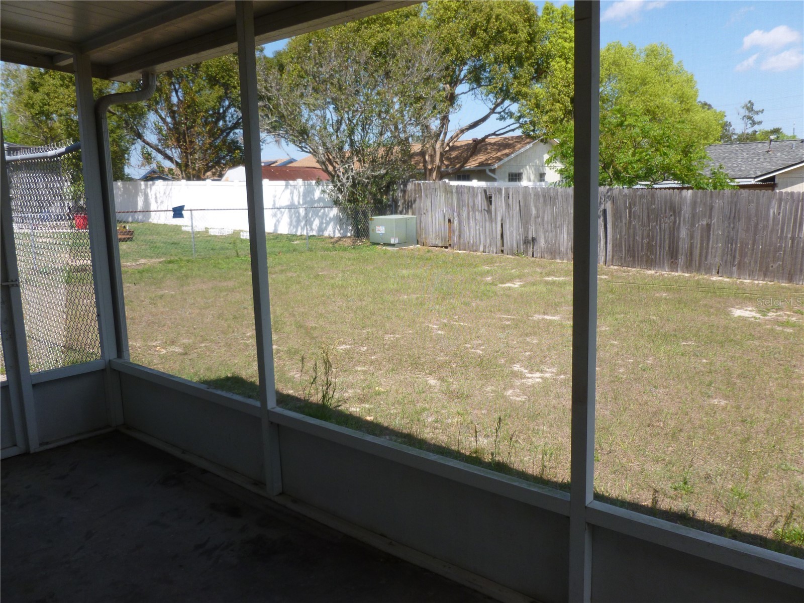 5330 Springwood Road Spring Hill FL 34609 W7887388 image16