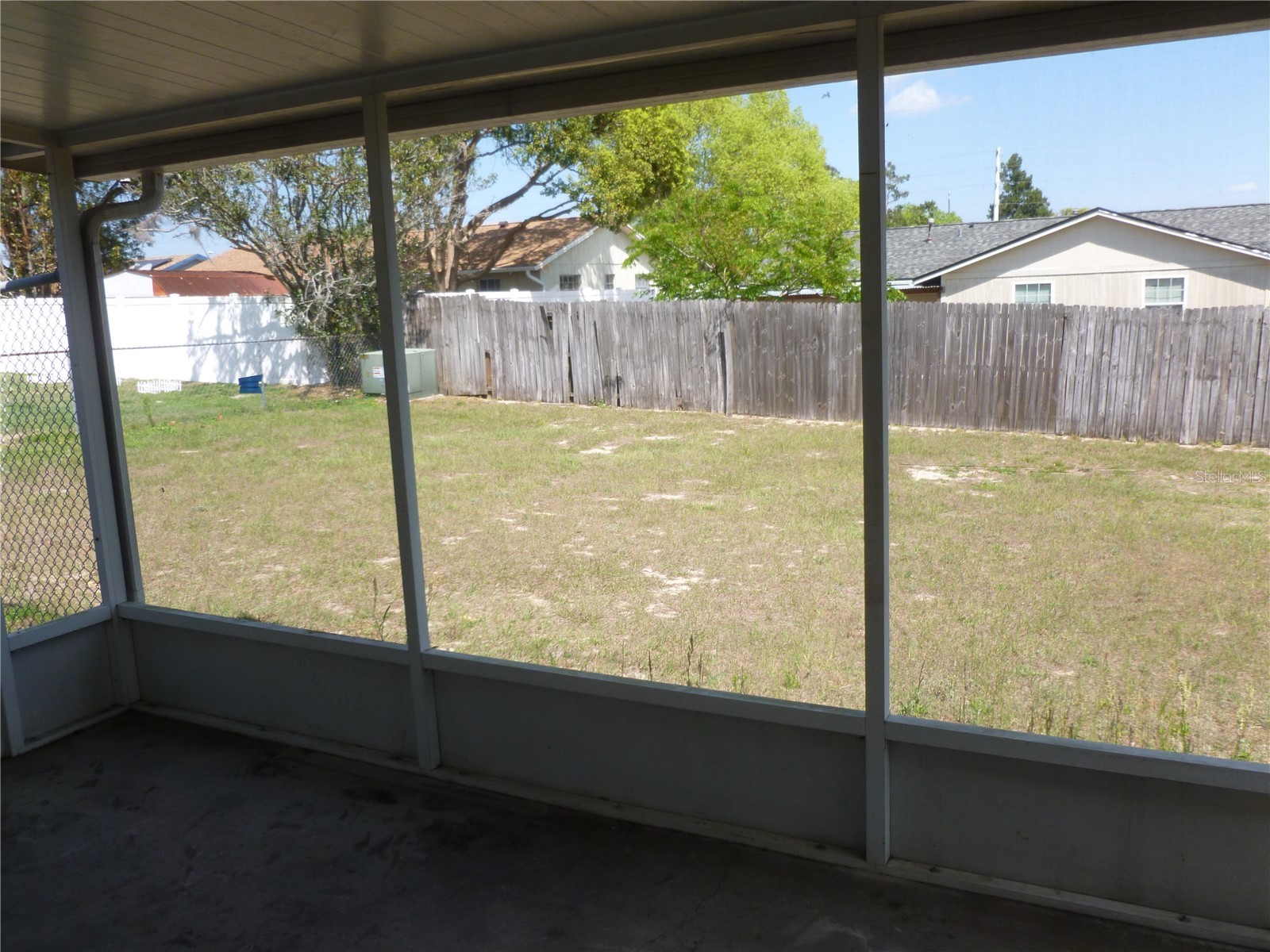 5330 Springwood Road Spring Hill FL 34609 W7887388 image17