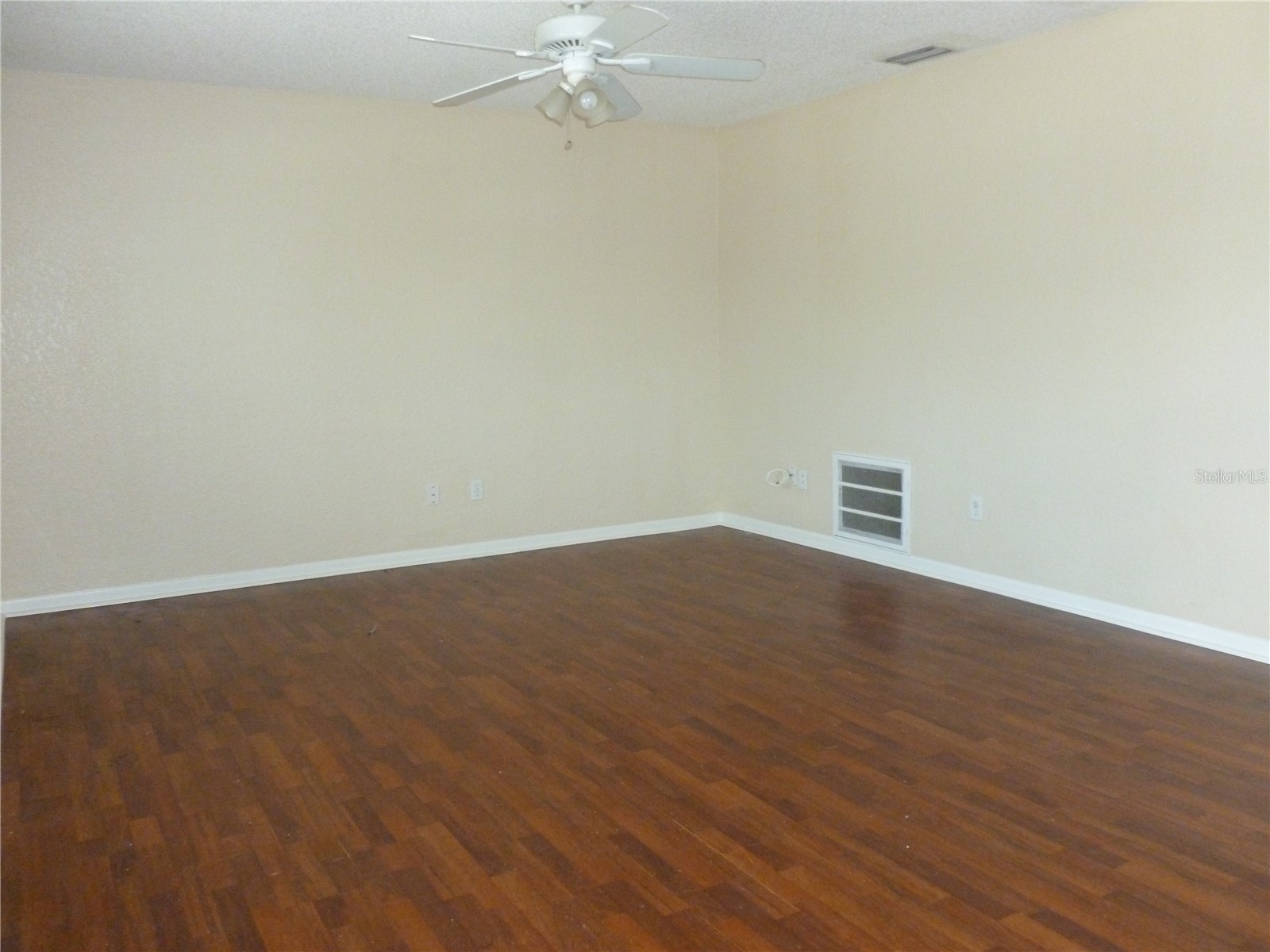 5330 Springwood Road Spring Hill FL 34609 W7887388 image6