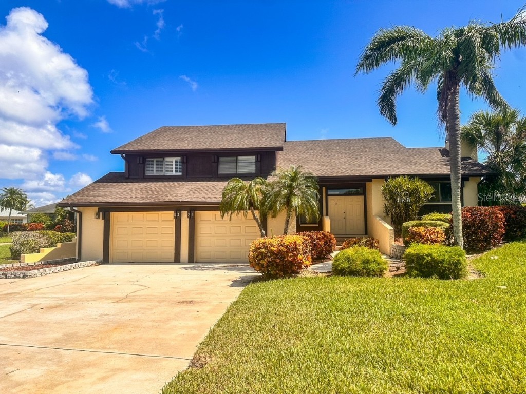 5331 87th Street W Bradenton FL 34210 A4625058 image1