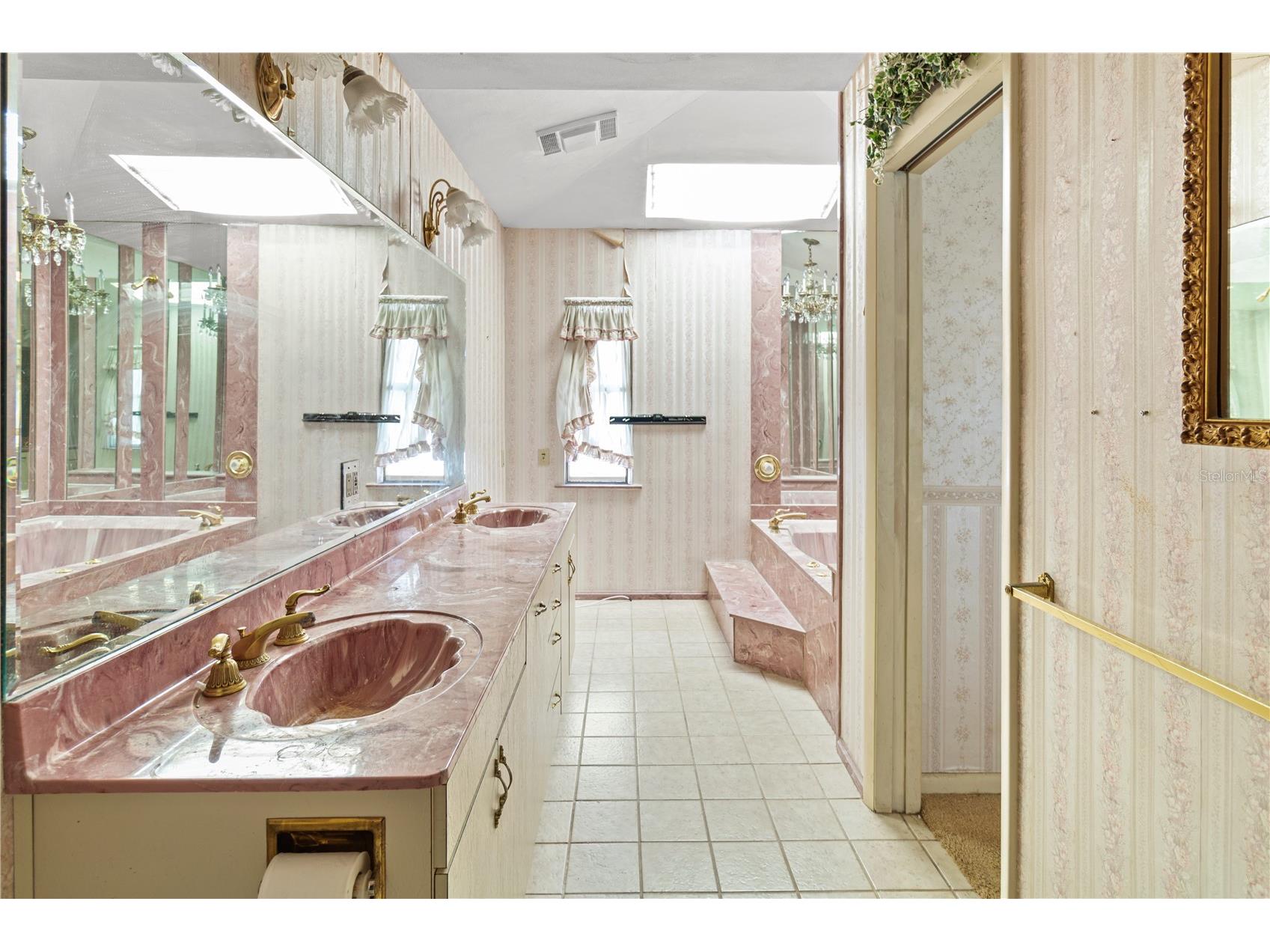 5331 98th Way N Saint Petersburg FL 33708 TB8532391 image20
