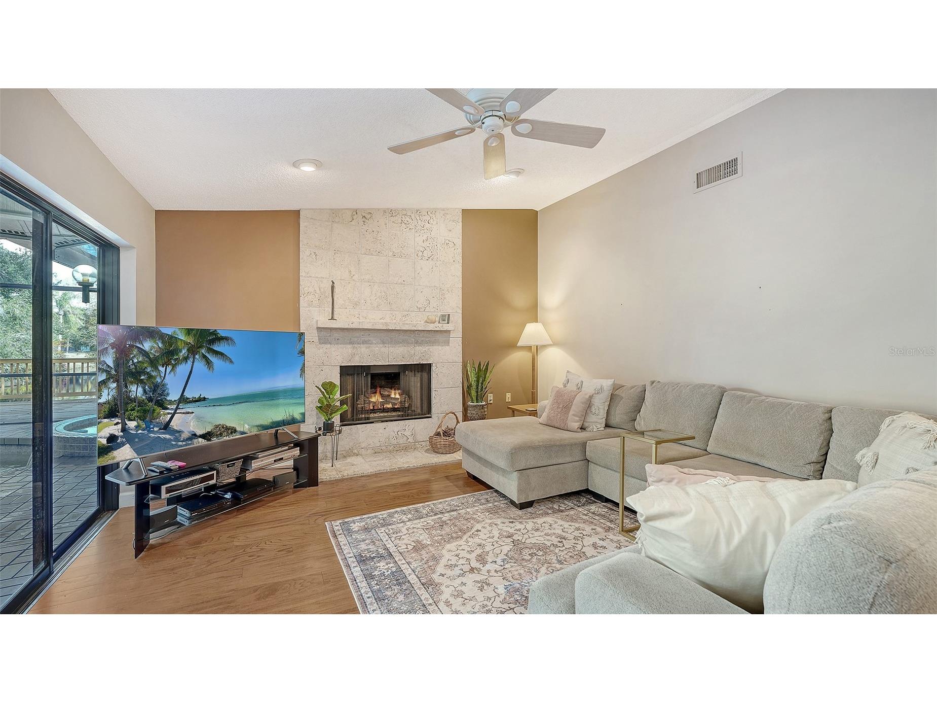 5331 Dominica Circle Sarasota FL 34233 - POND A4682075 image12