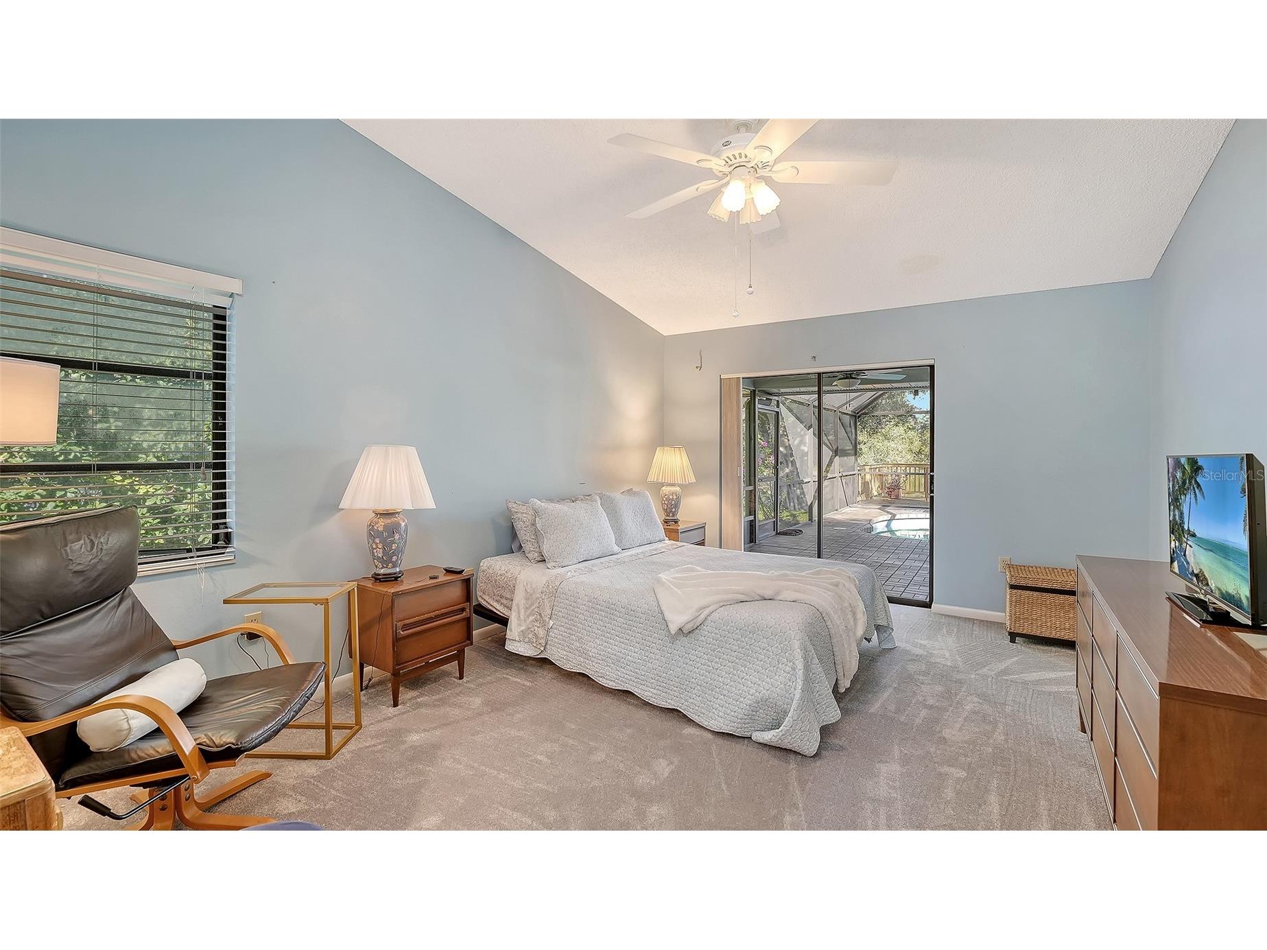 5331 Dominica Circle Sarasota FL 34233 - POND A4682075 image21