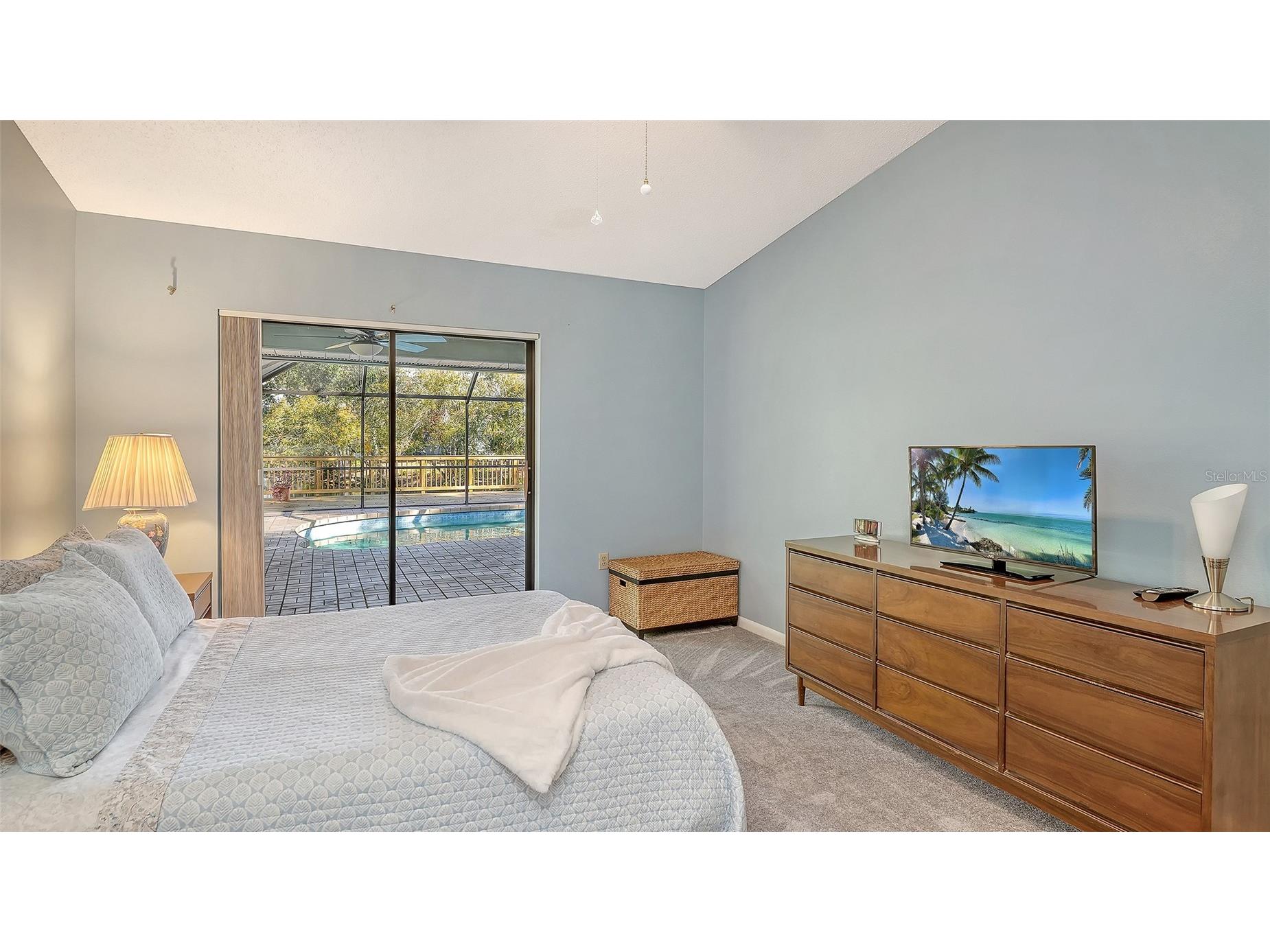 5331 Dominica Circle Sarasota FL 34233 - POND A4682075 image22