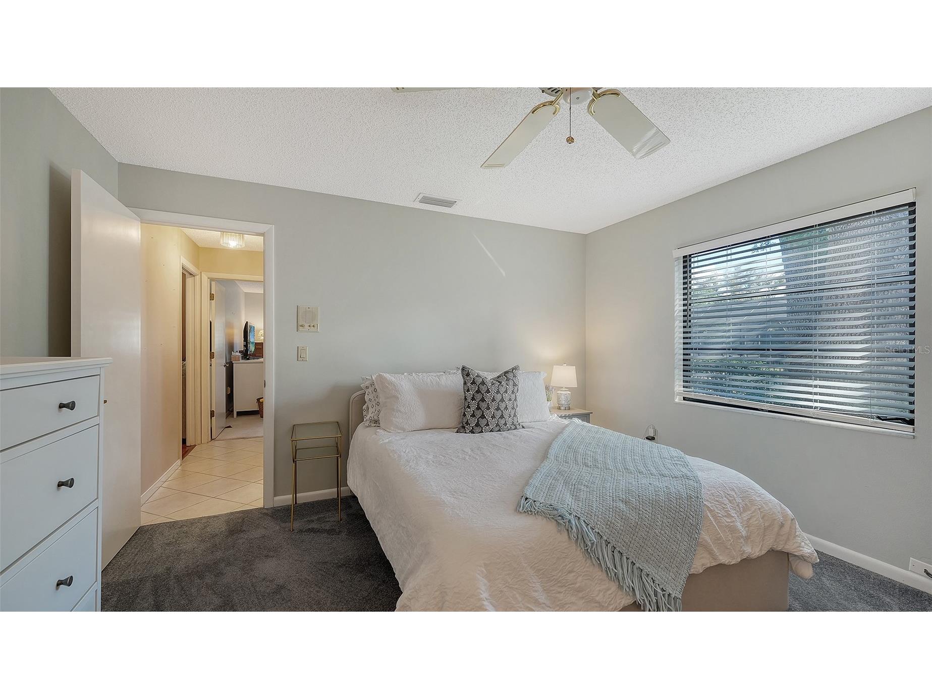 5331 Dominica Circle Sarasota FL 34233 - POND A4682075 image30