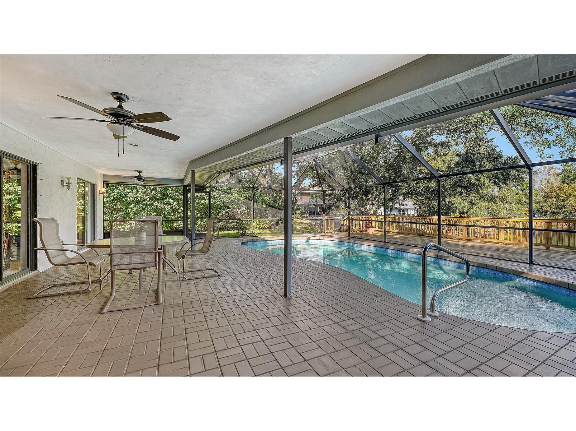 5331 Dominica Circle Sarasota FL 34233 - POND A4682075 image35