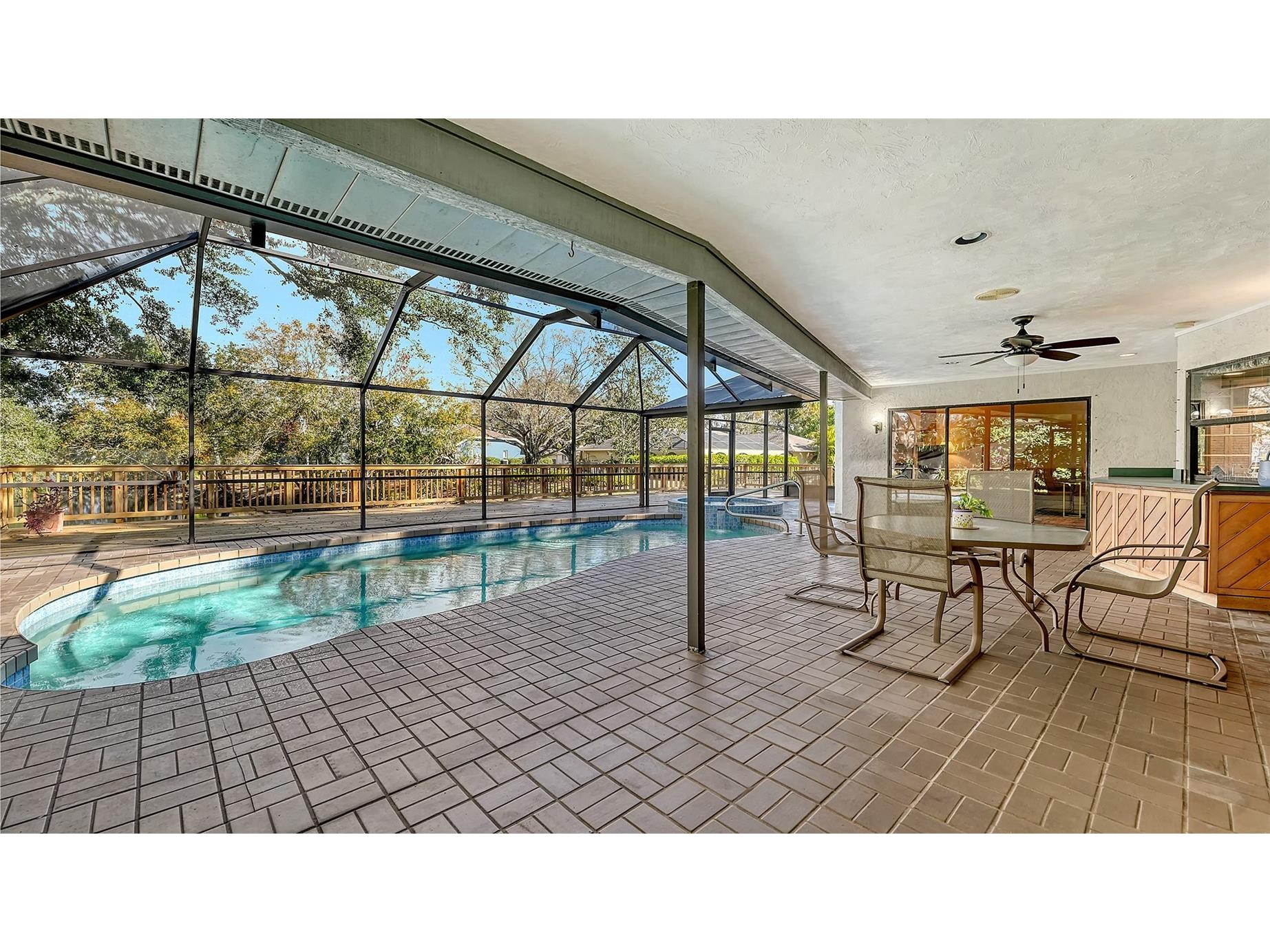 5331 Dominica Circle Sarasota FL 34233 - POND A4682075 image38