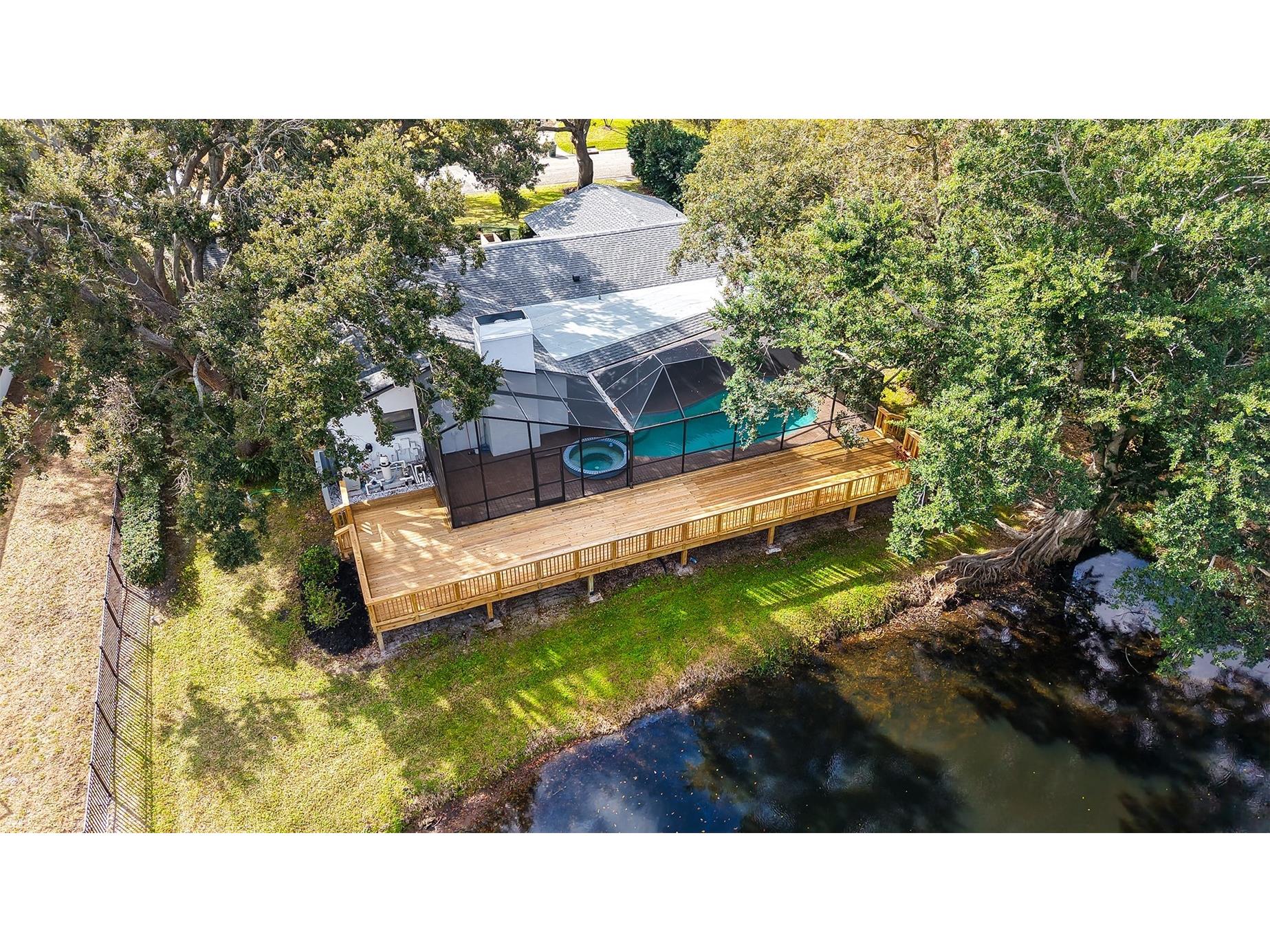 5331 Dominica Circle Sarasota FL 34233 - POND A4682075 image5