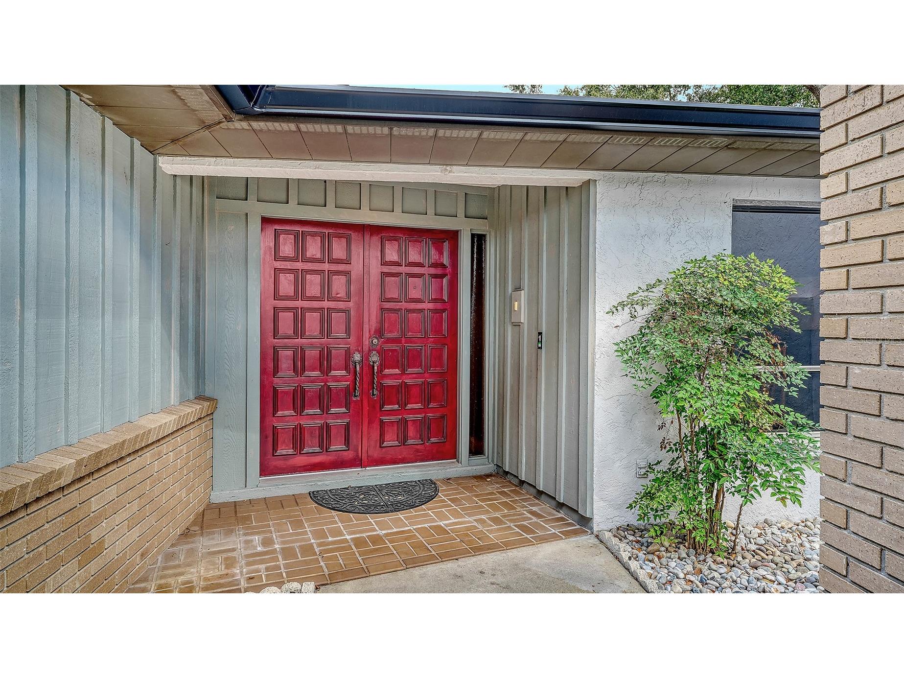 5331 Dominica Circle Sarasota FL 34233 - POND A4682075 image6