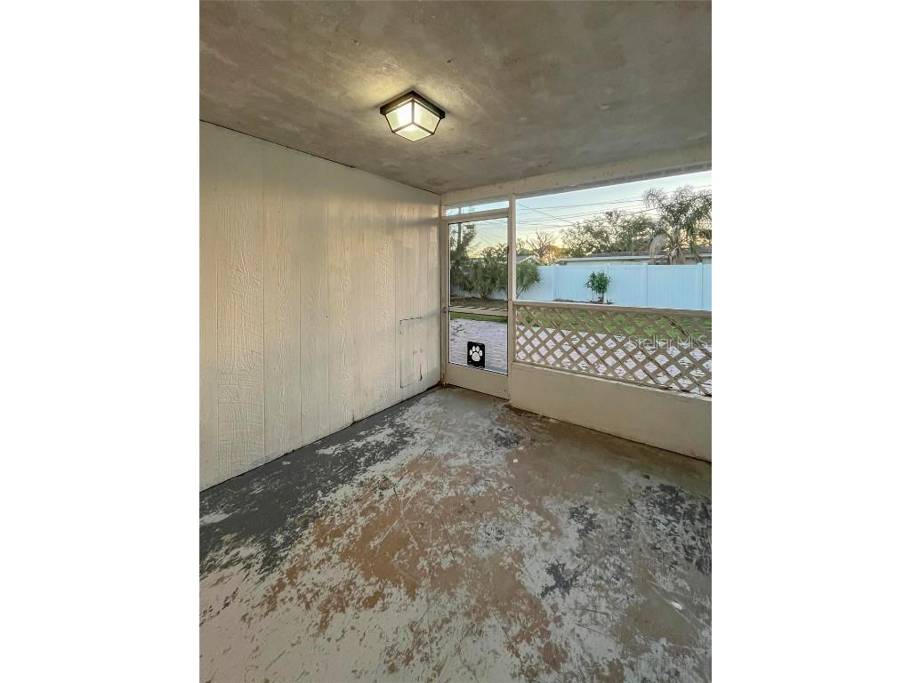 5331 Olive Avenue Sarasota FL 34231 A4671784 image12