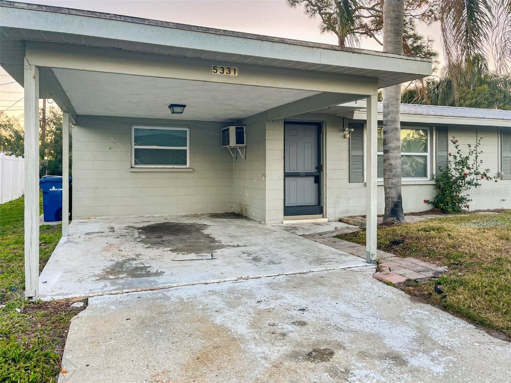 5331 Olive Avenue Sarasota FL 34231 A4671784 image2