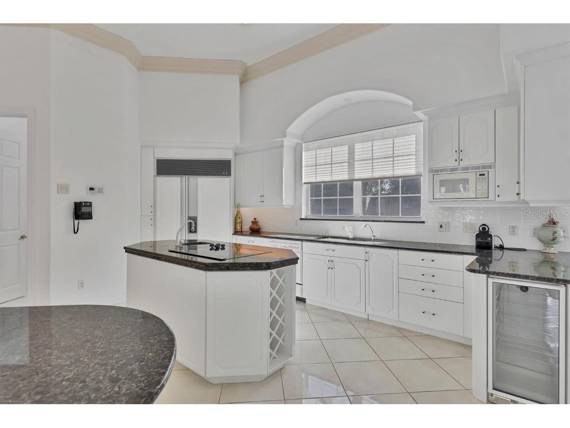 5331 Siesta Cove Drive Sarasota FL 34242 A4628363 image9